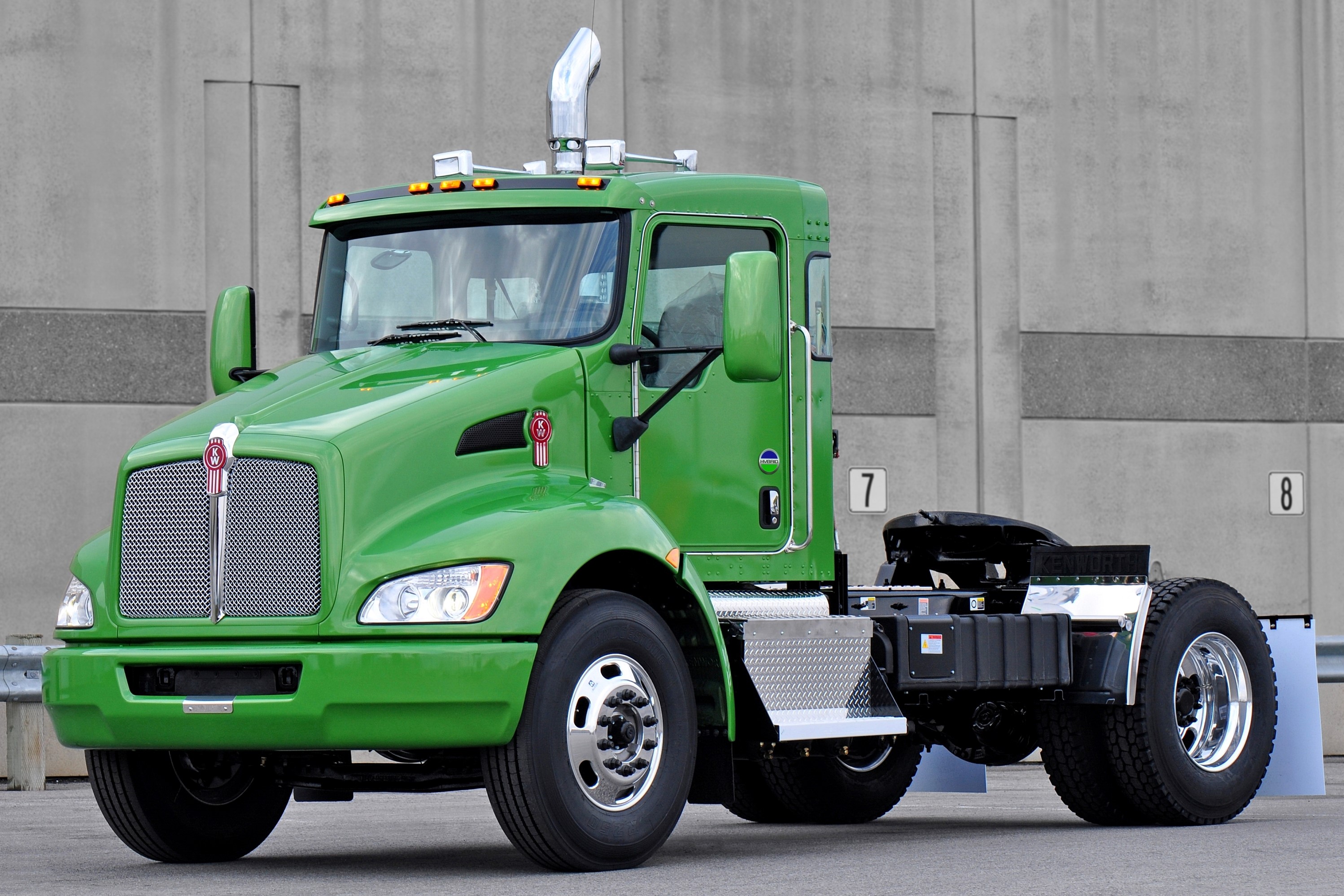 Green Kenworth Semi-Truck HD Wallpaper