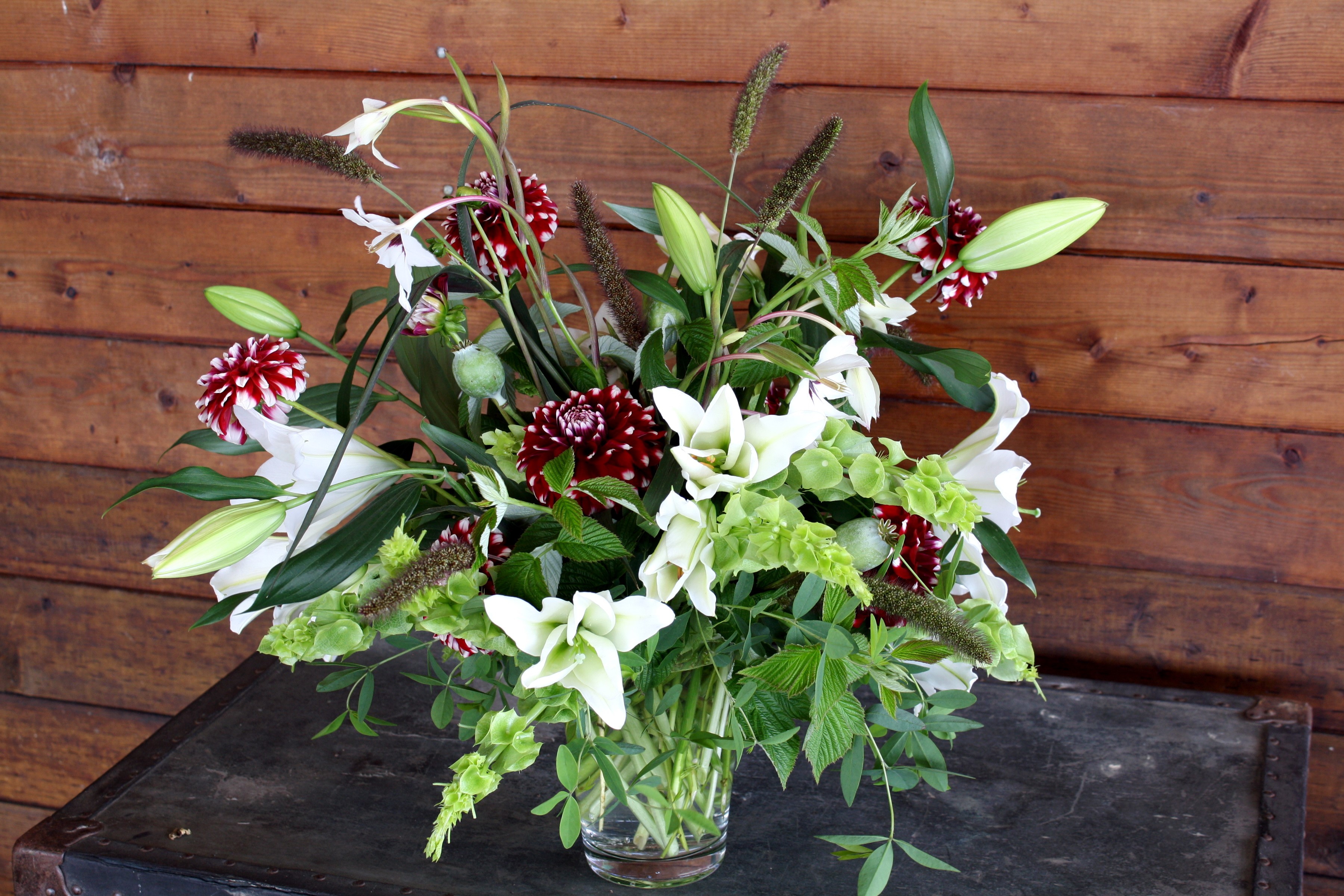 Bouquet of white lilies and dark red dahlias HD Wallpaper