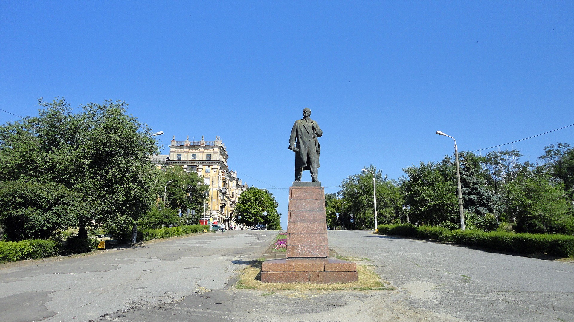 Monument to Lenin in Volgograd HD Wallpaper