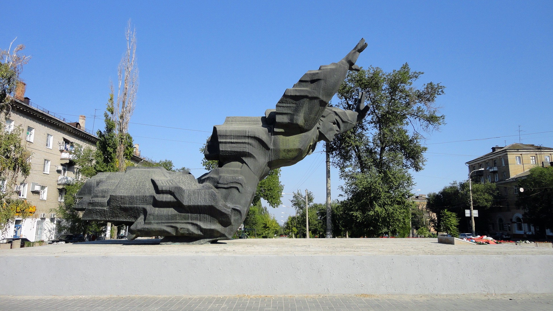 Monument in Volgograd HD Wallpaper