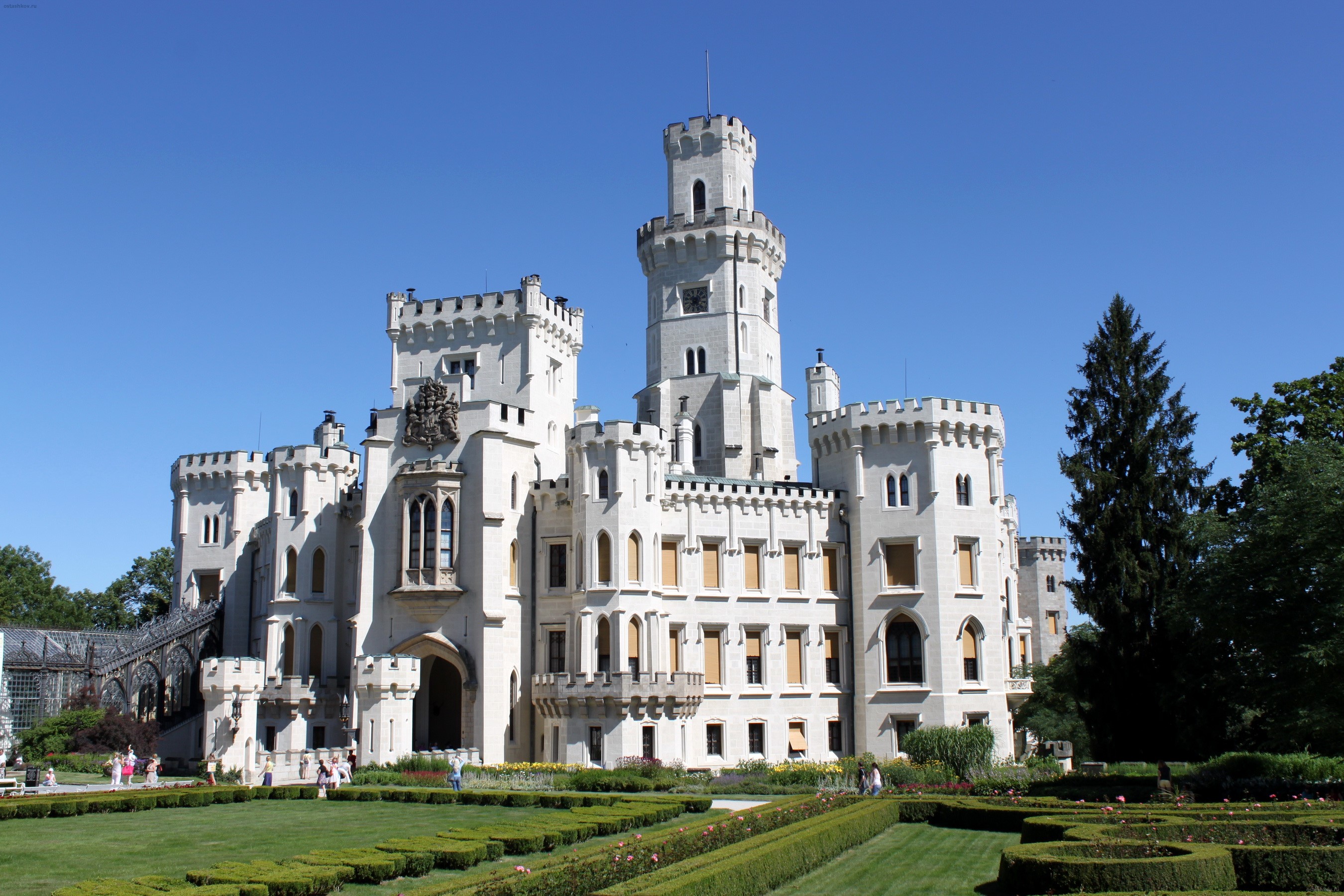 Hluboká Castle, Czech Republic HD Wallpaper