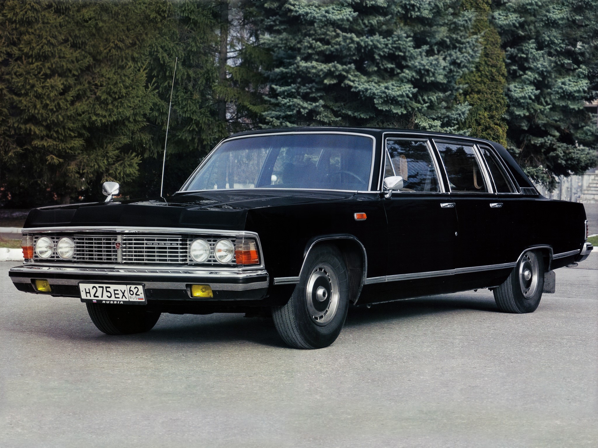 Black GAZ-14 Chaika limousine on a road HD Wallpaper