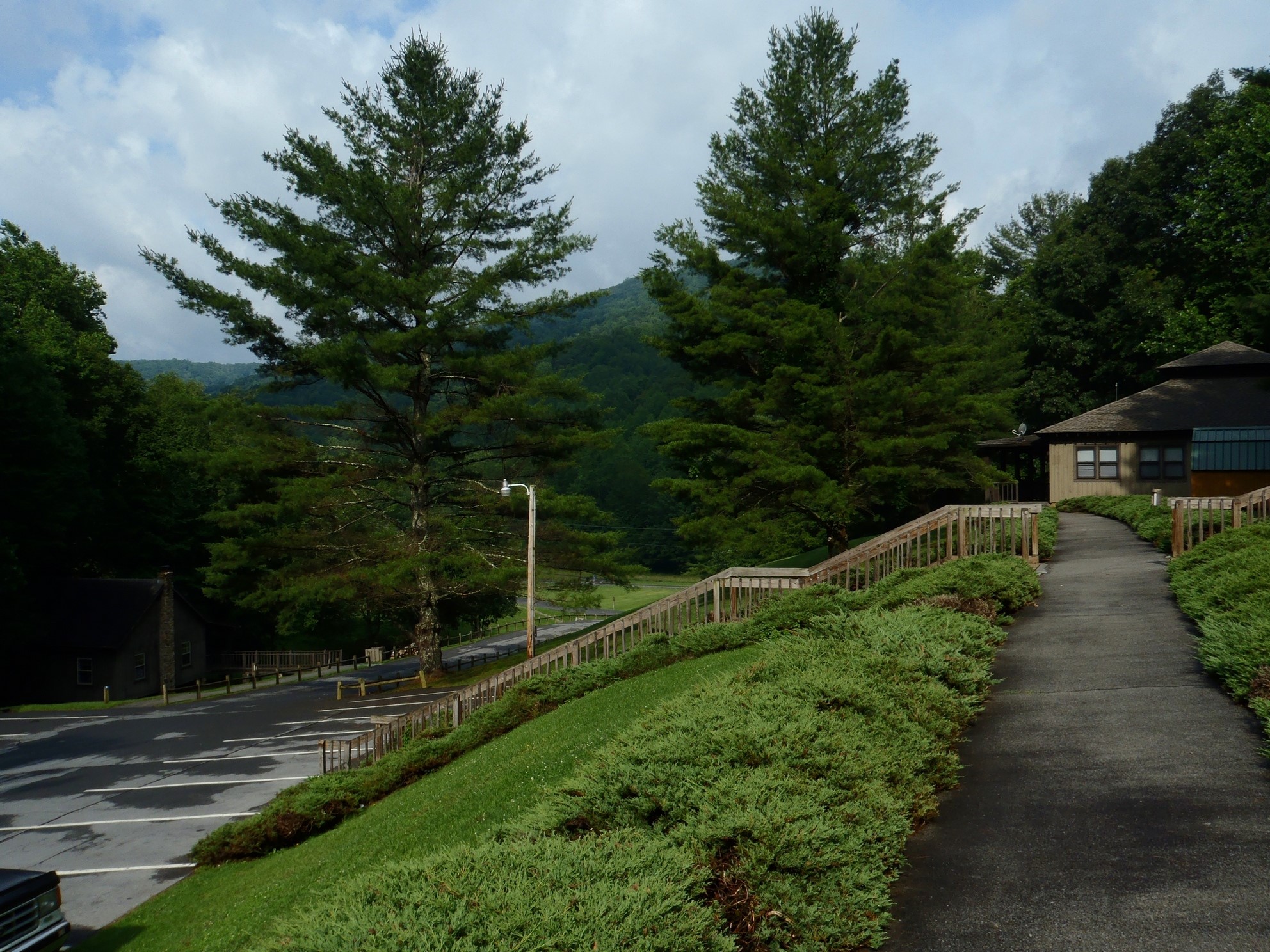 Roan Mountain State Park building and pathway HD Wallpaper