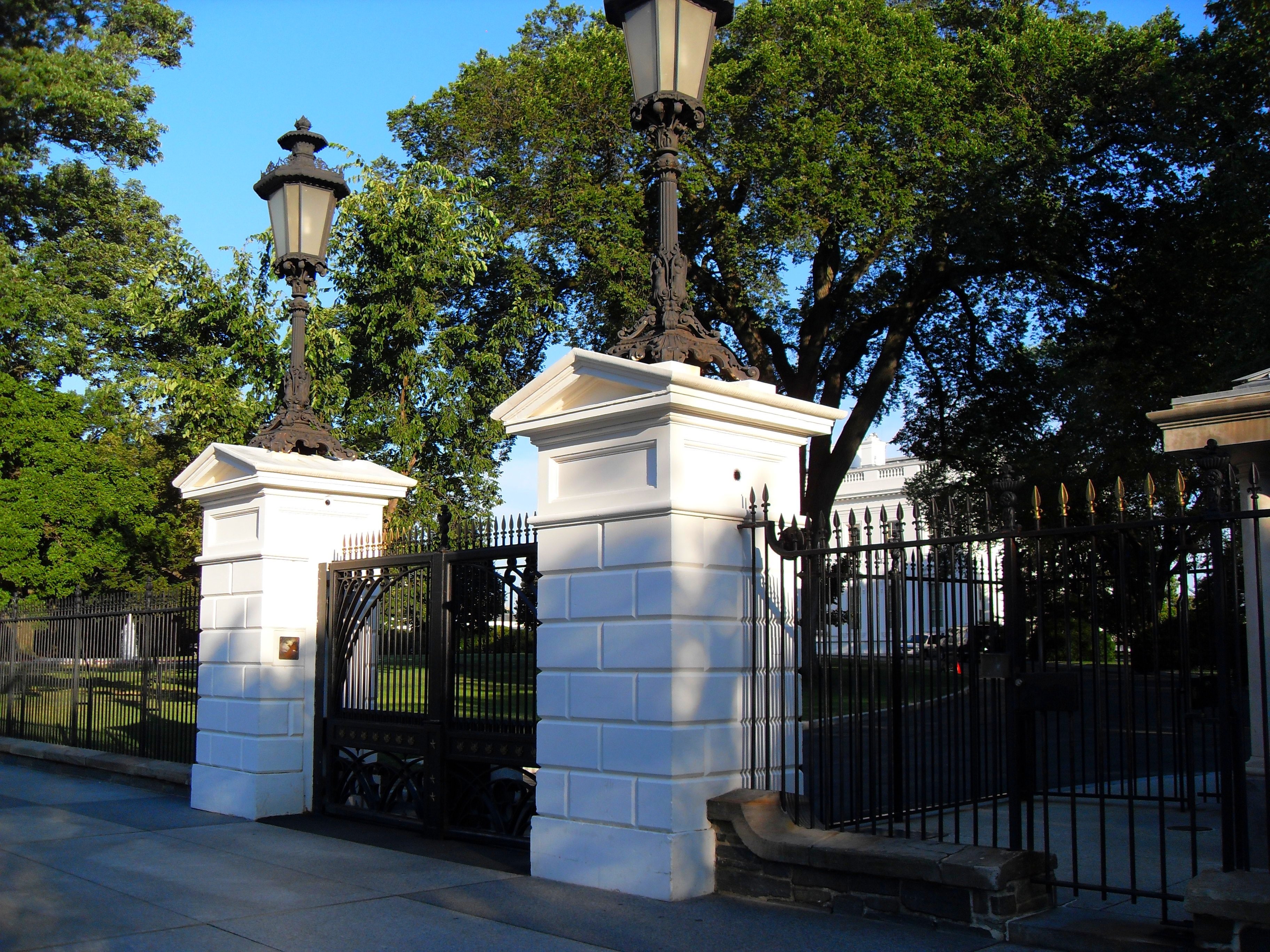 White House Front Gate, Washington D.C. HD Wallpaper