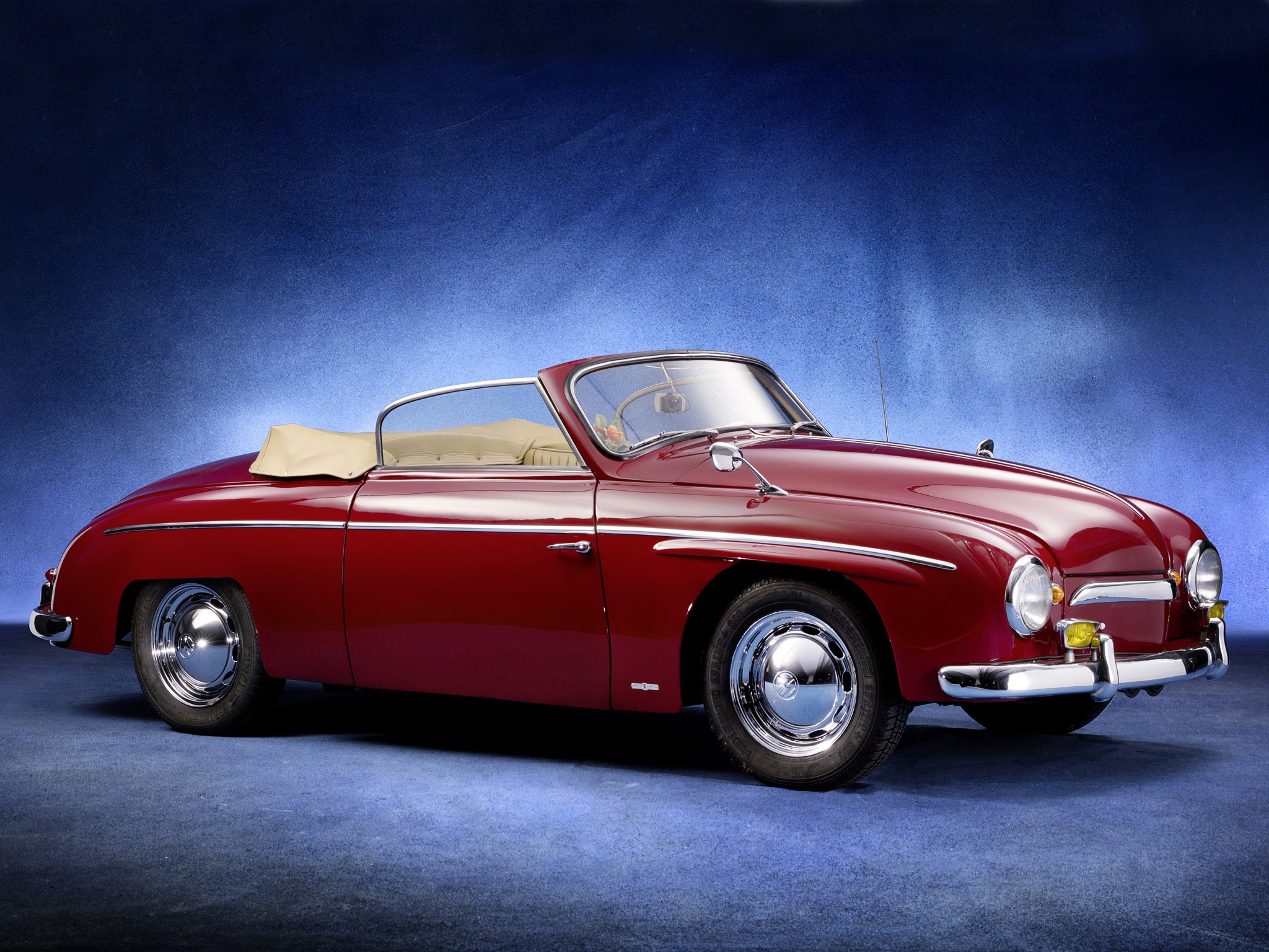 Red convertible classic car with beige top HD Wallpaper