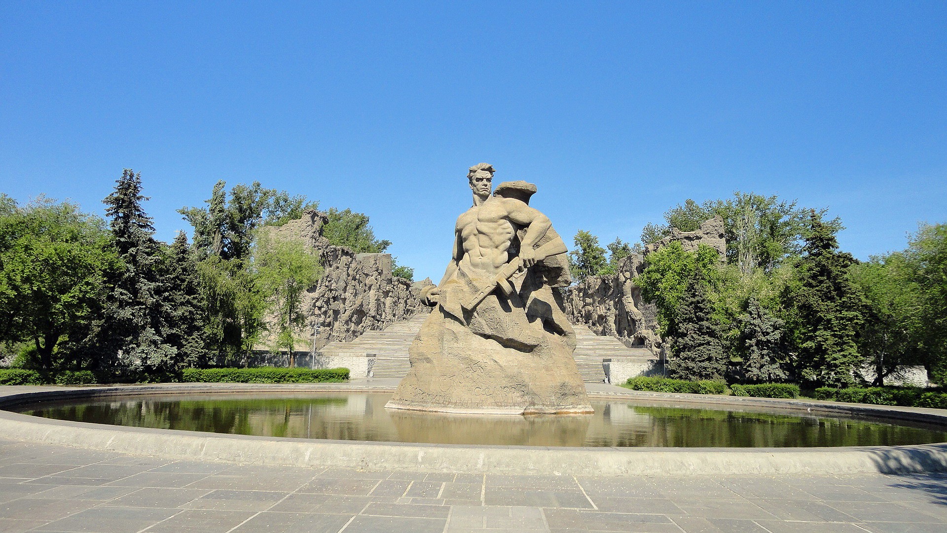 Monument in Volgograd HD Wallpaper