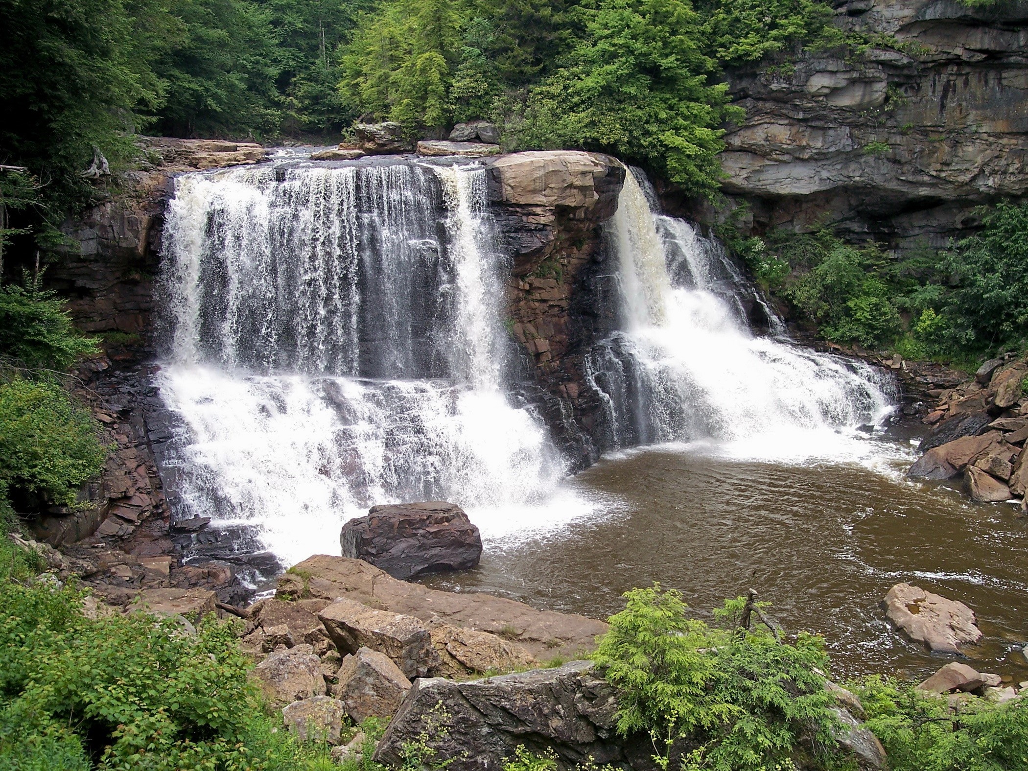 Blackwater Falls State Park Waterfall in USA HD Wallpaper