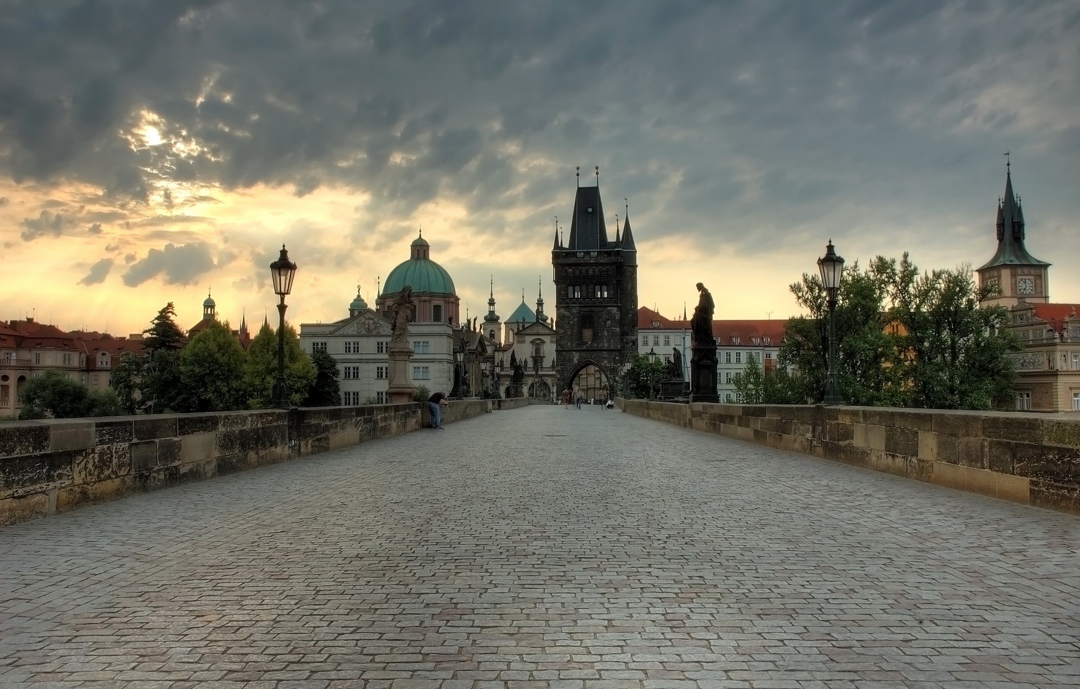 Charles Bridge in Prague, Czech Republic at sunset HD Wallpaper