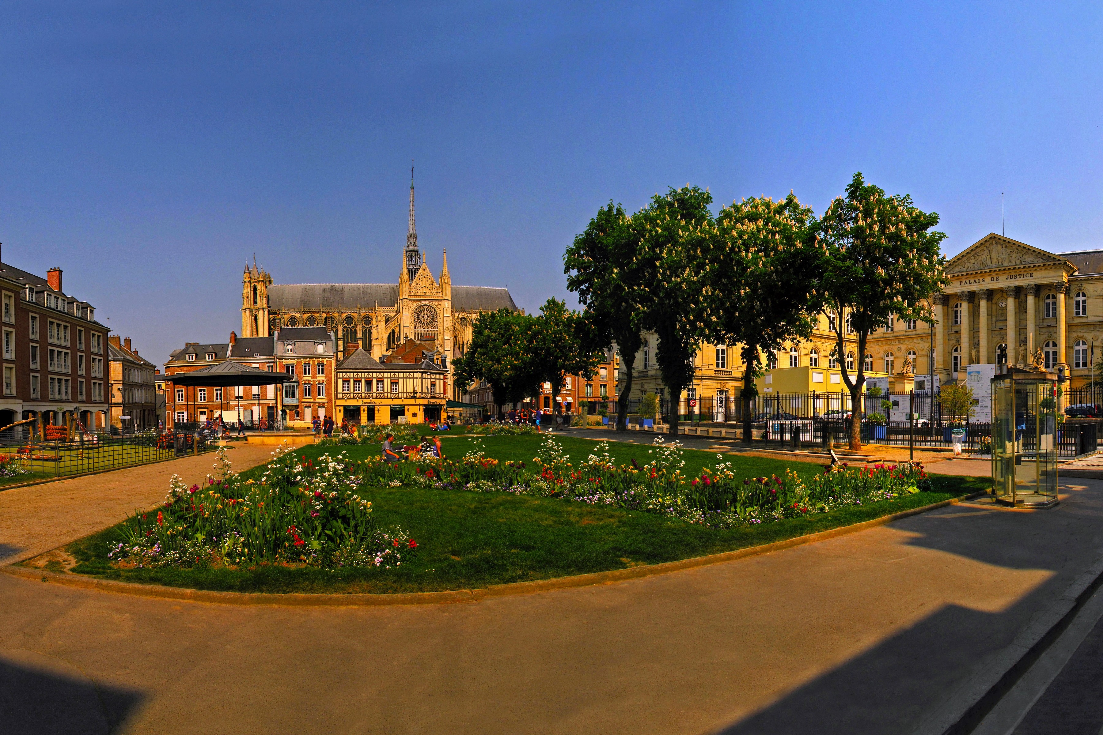 Amiens Cathedral and Palais de Justice in France HD Wallpaper