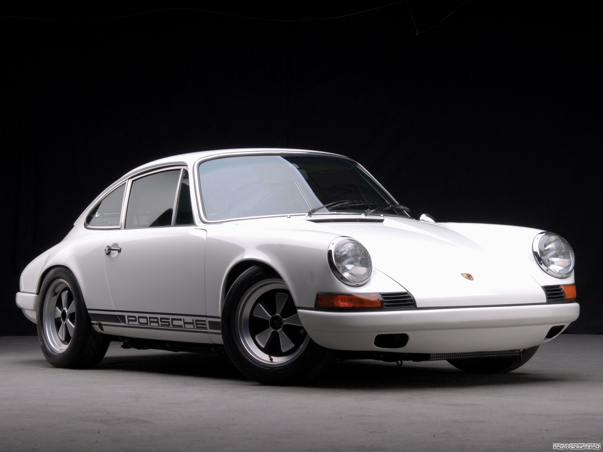 White Porsche 911 HD Wallpaper