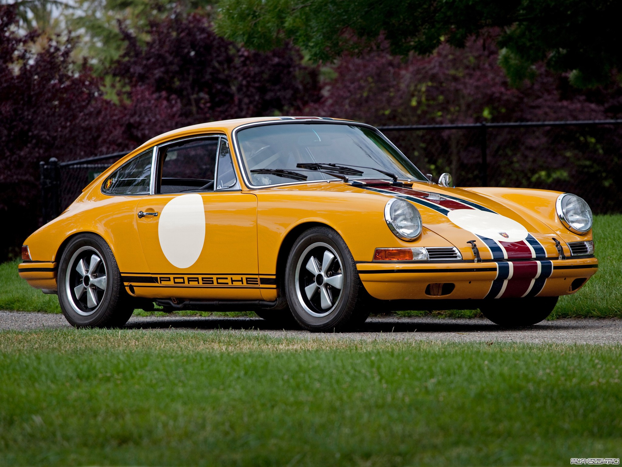 Yellow 1966 Porsche 911 S GT Competition HD Wallpaper
