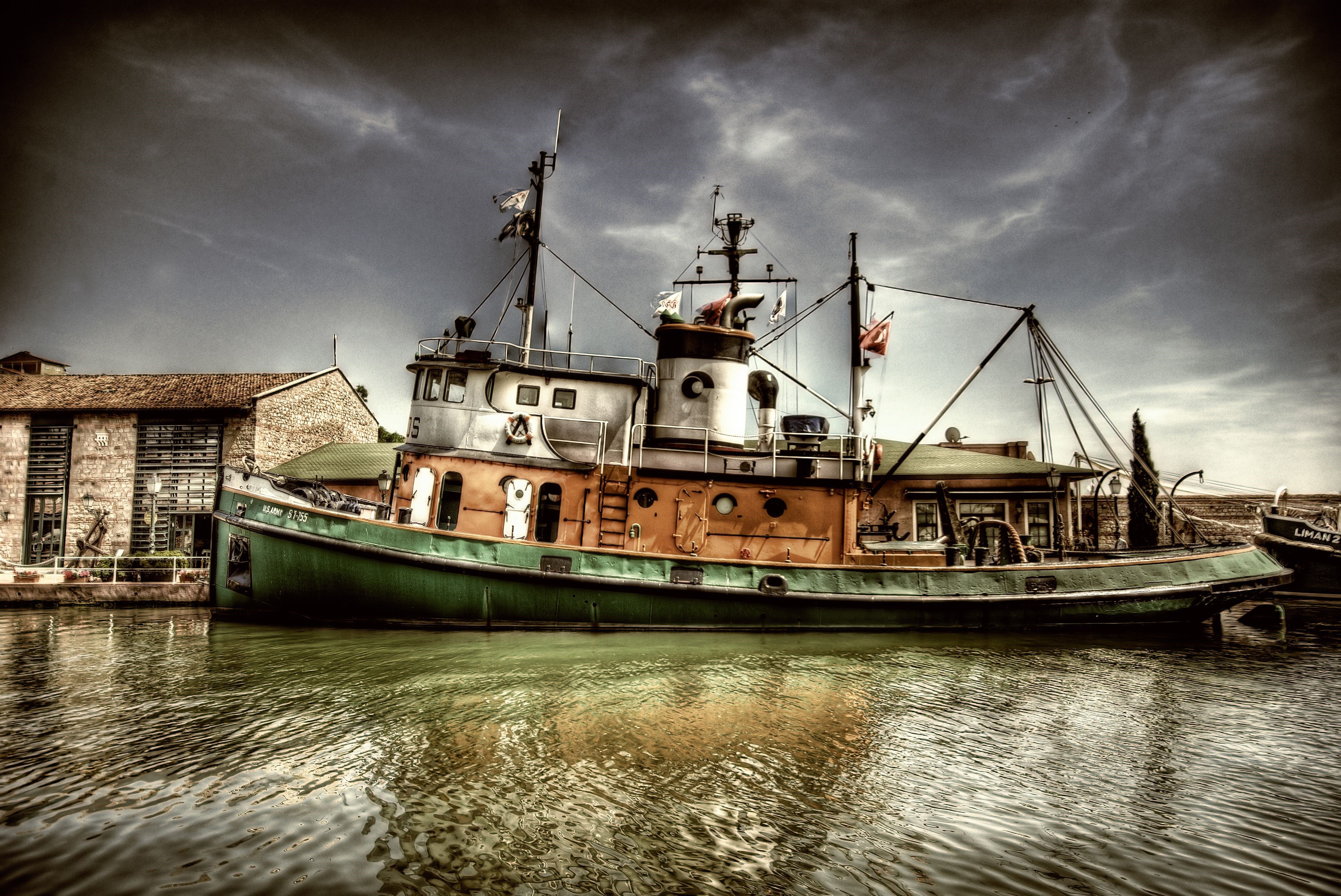 4K Ships Riverboat HD Wallpaper