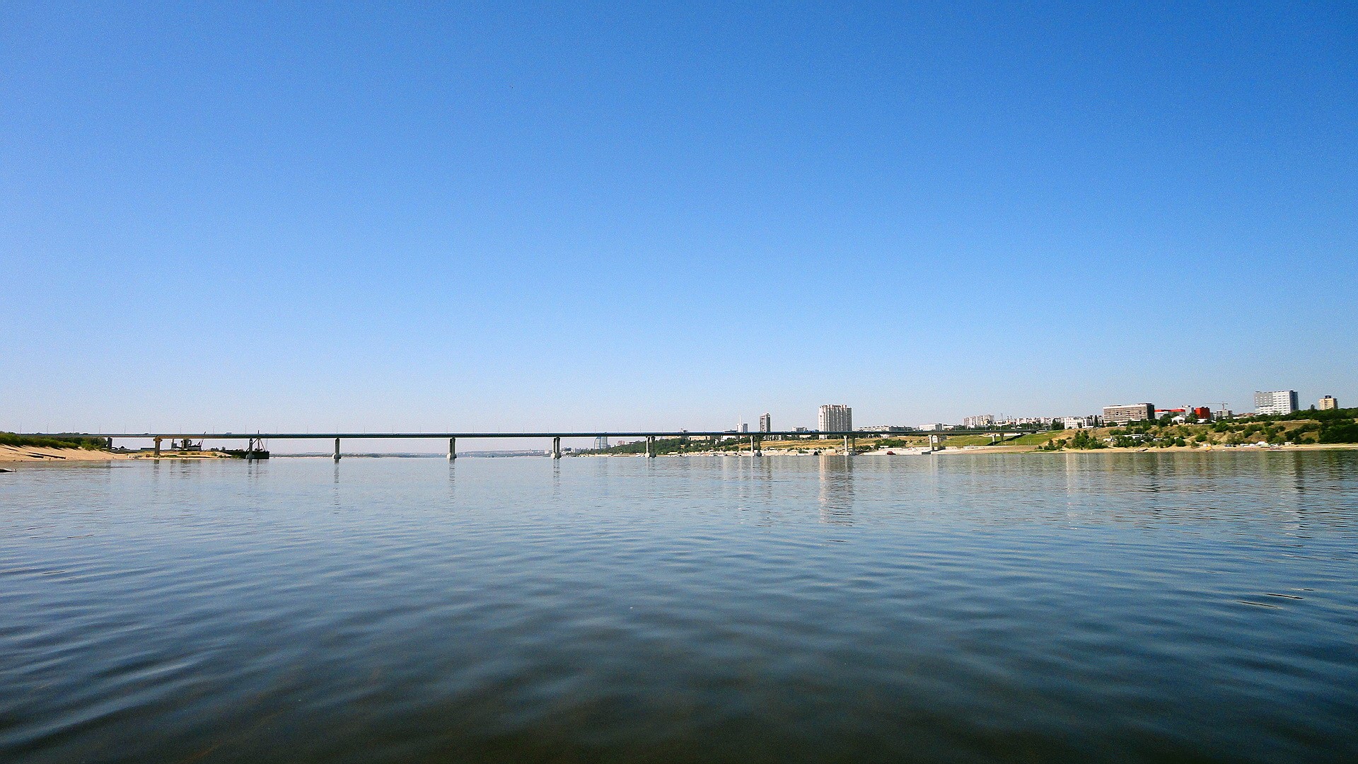 Bridge over the Volga River in Volgograd HD Wallpaper