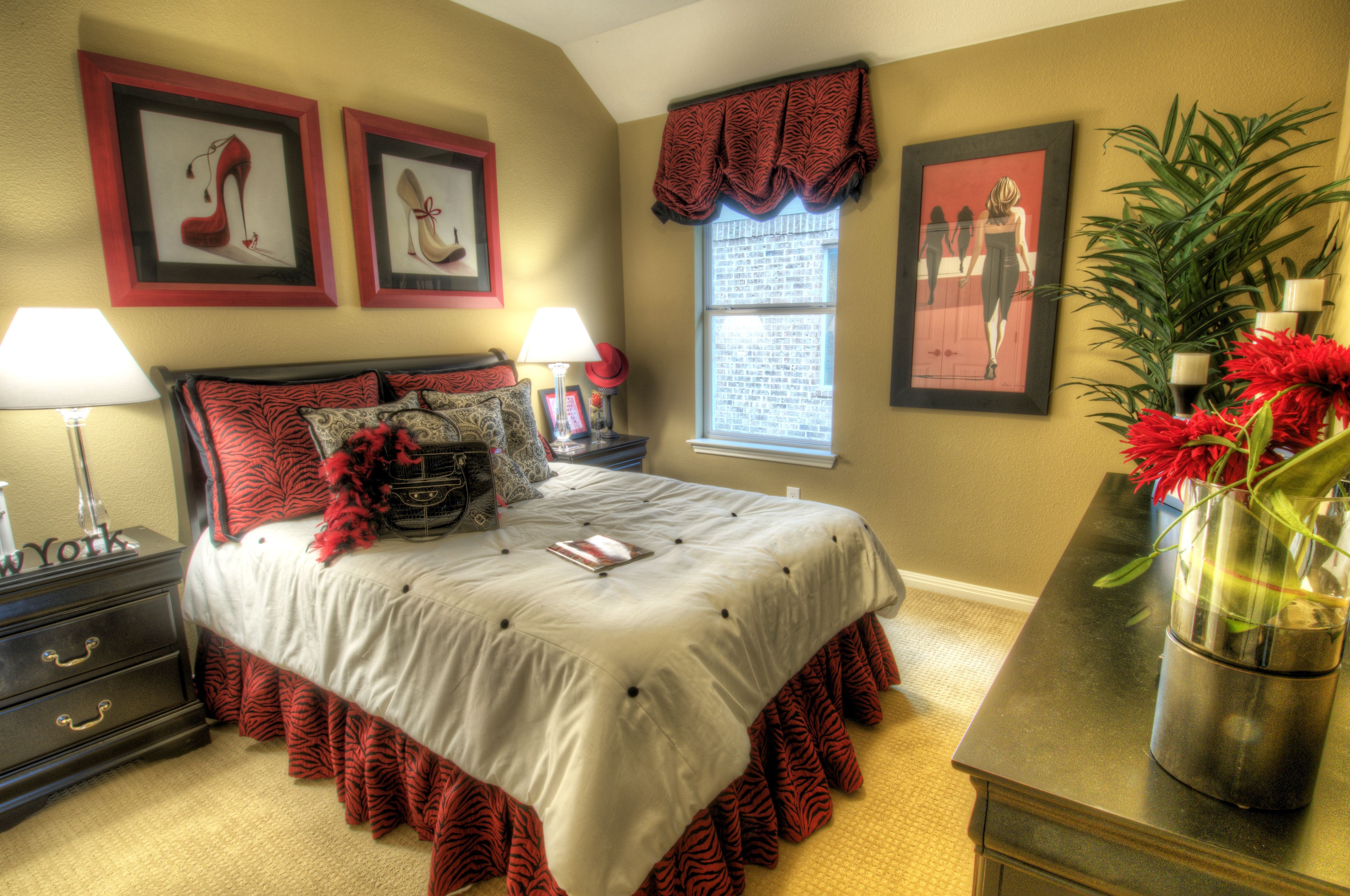 Bedroom with red and black accents HD Wallpaper
