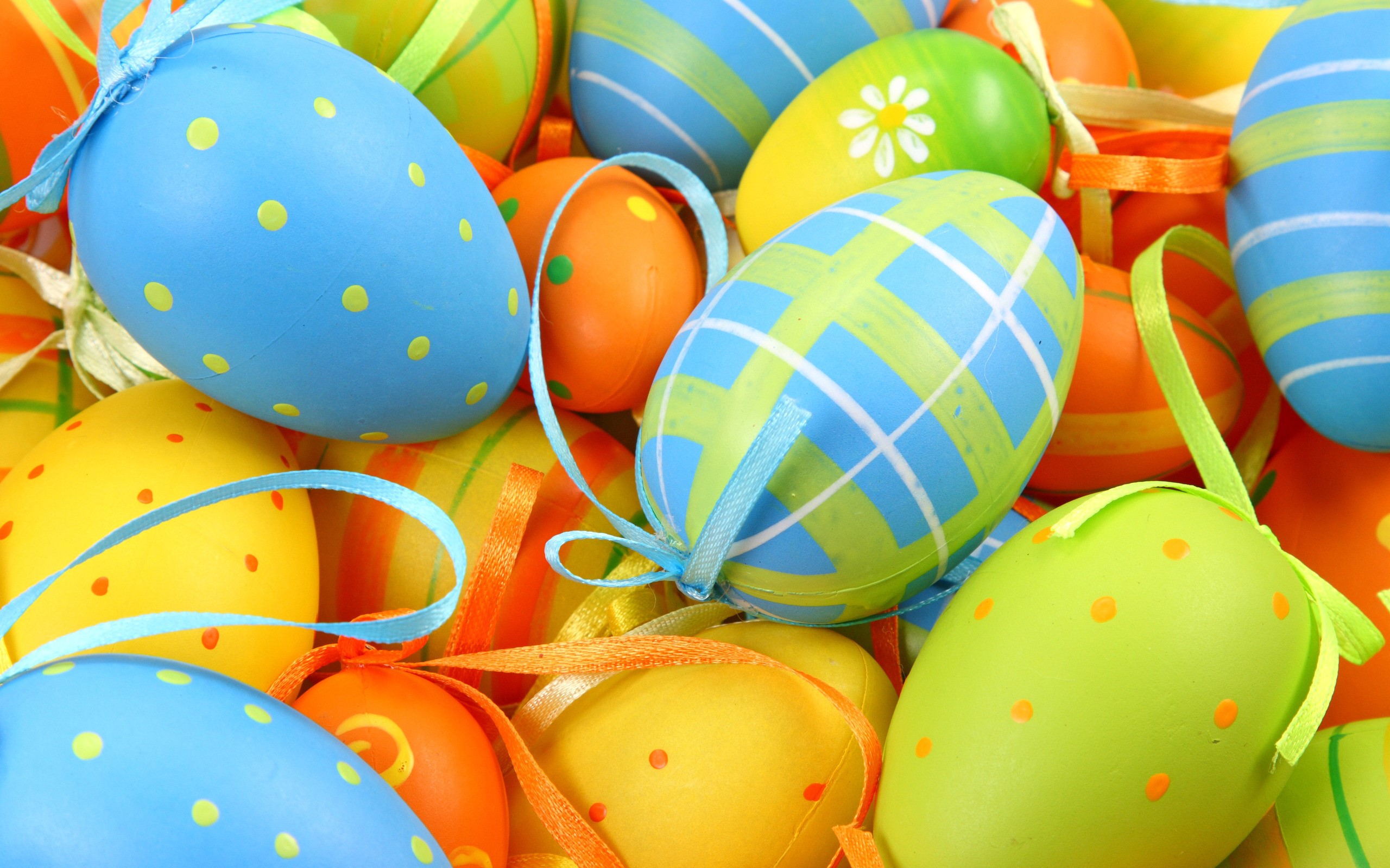 Colorful Easter Eggs with Ribbons HD Wallpaper