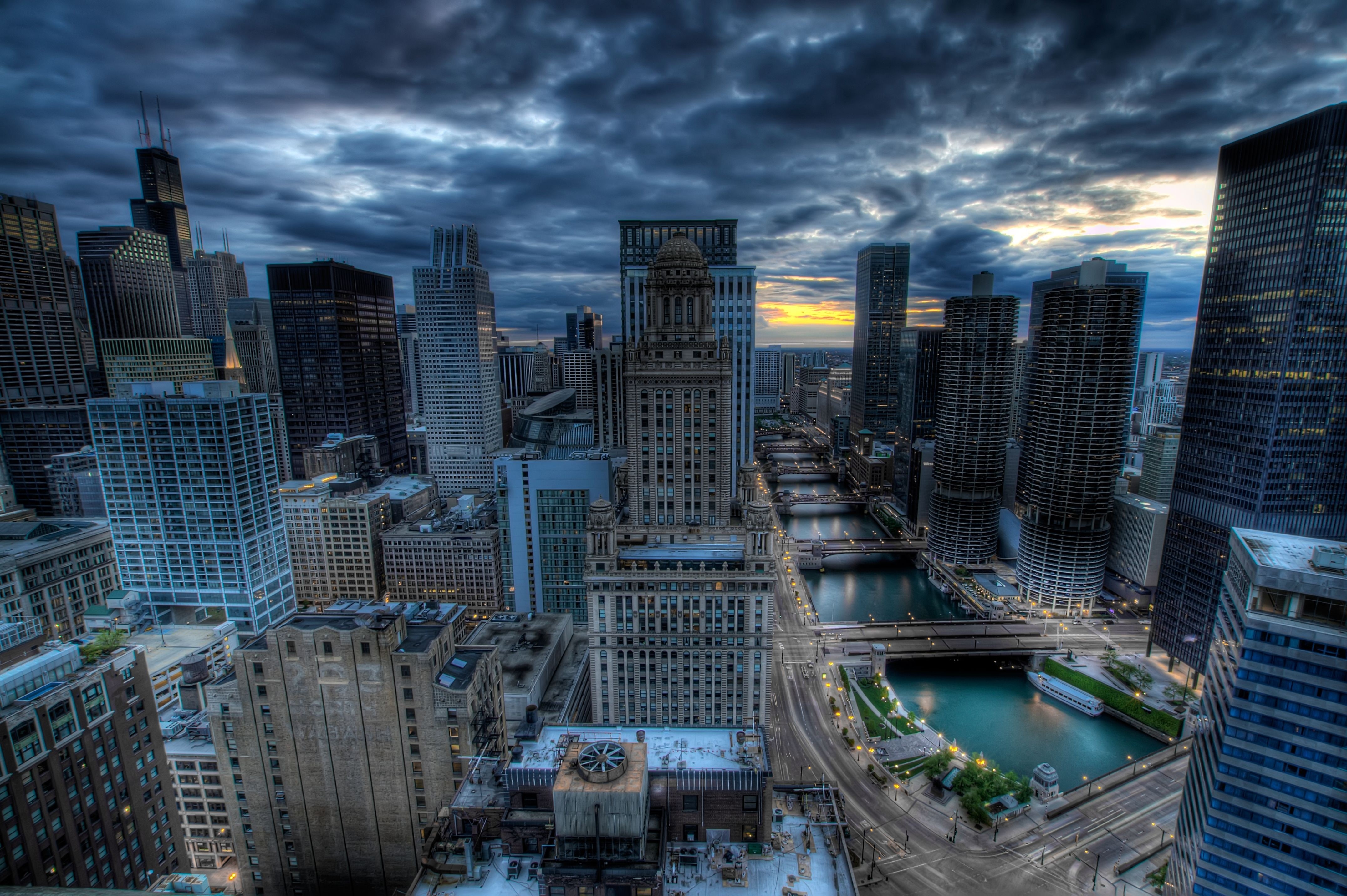 4K Chicago Cityscape at Dusk HD Wallpaper