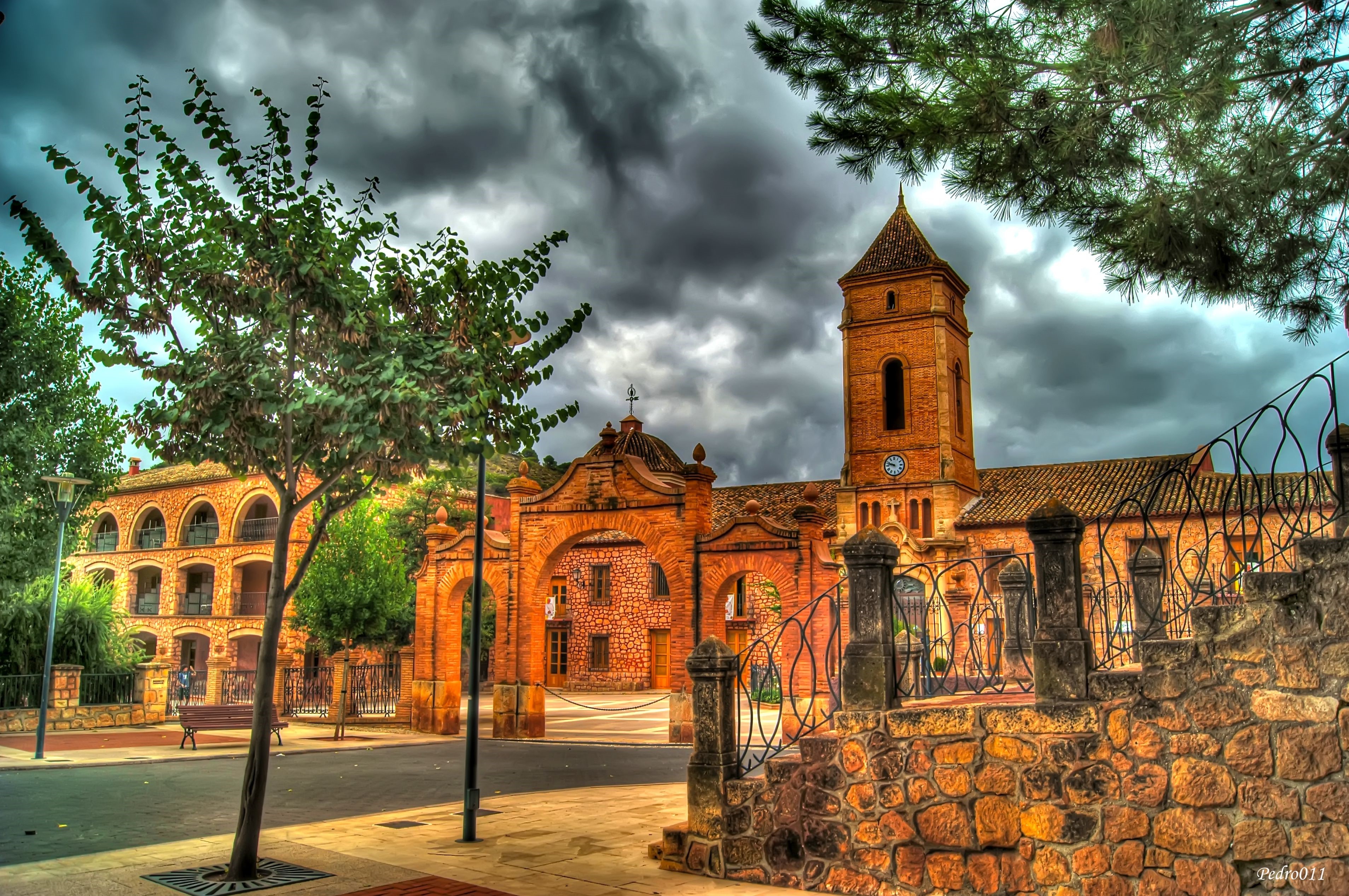 Church of Santa Eulalia in Spain HD Wallpaper