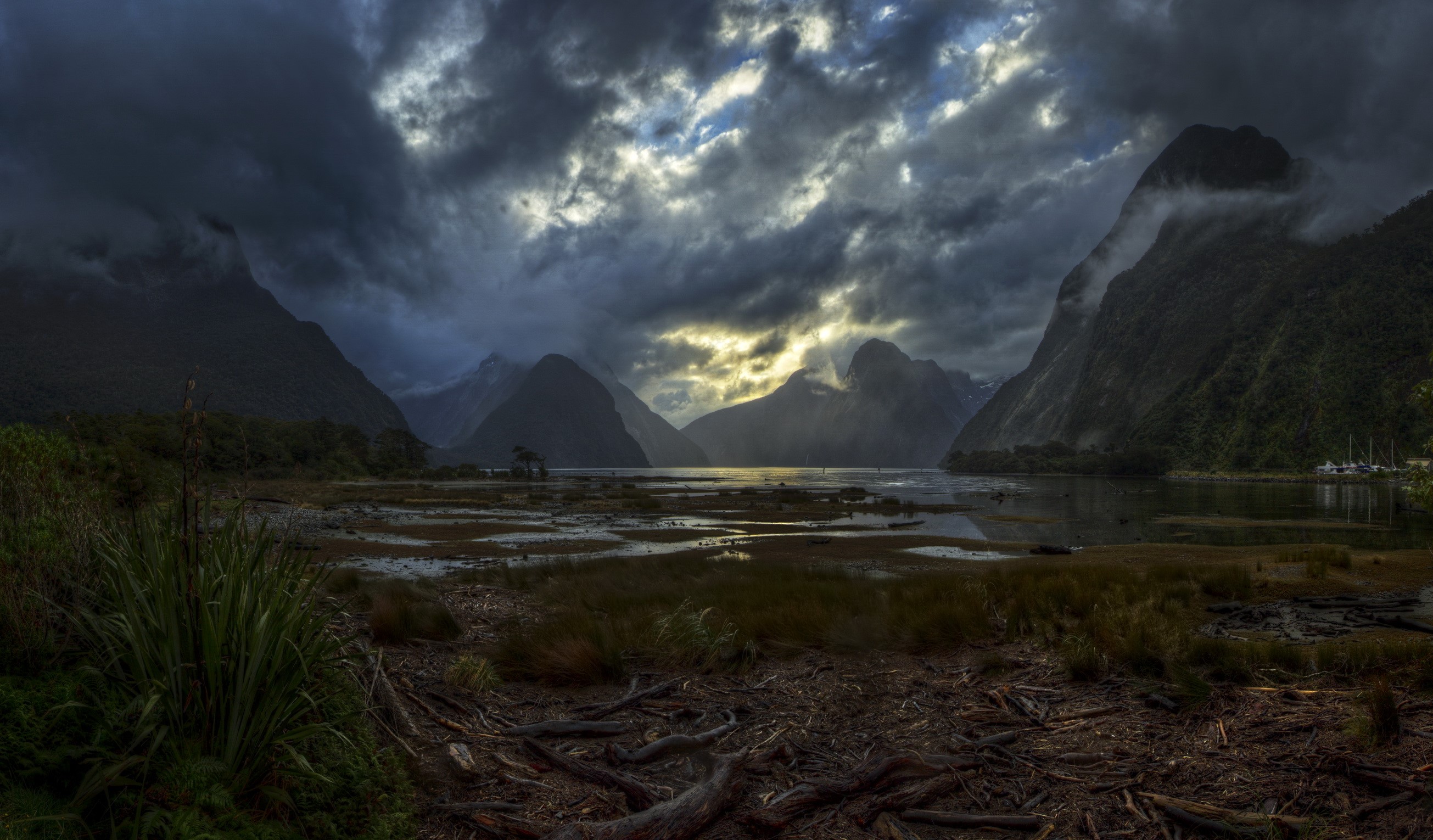 Milford Sound, New Zealand Mountains under Dramatic Clouds HD Wallpaper