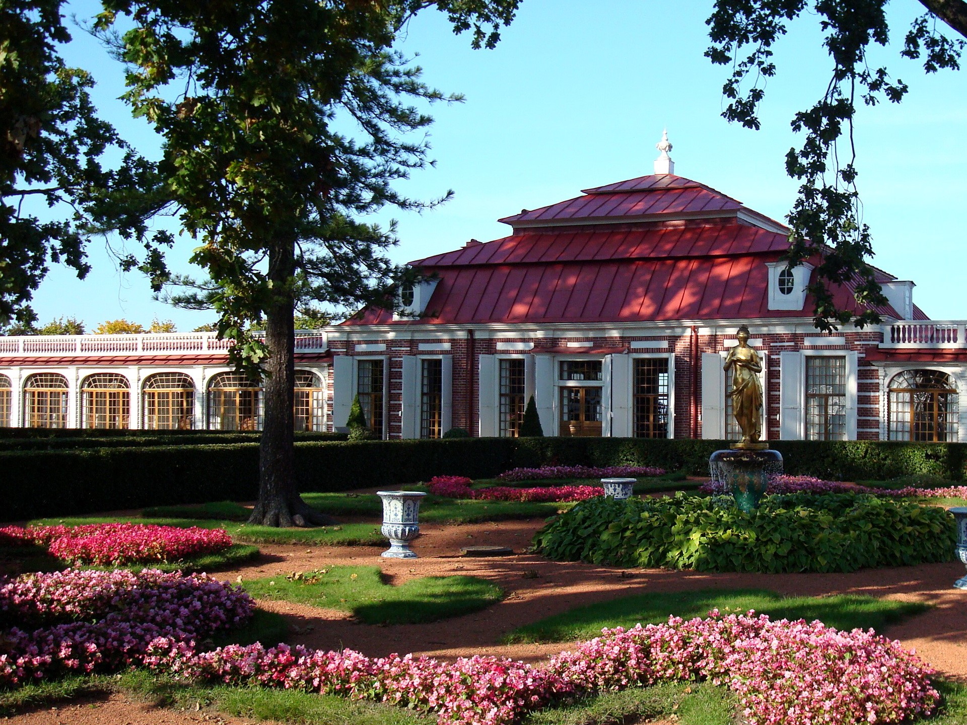 Peterhof Palace Gardens, St. Petersburg HD Wallpaper