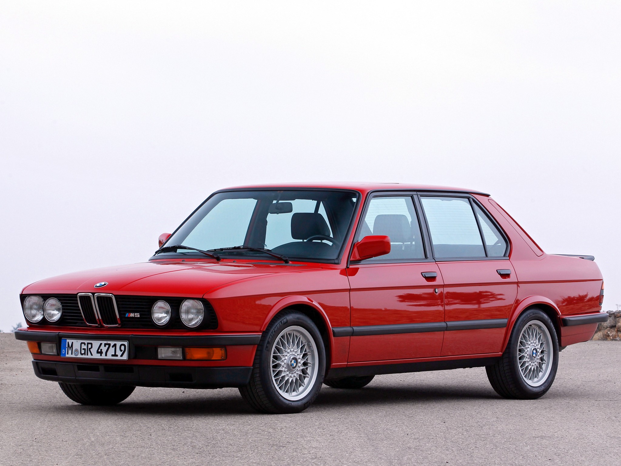 Red BMW M5 E28 Sedan HD Wallpaper