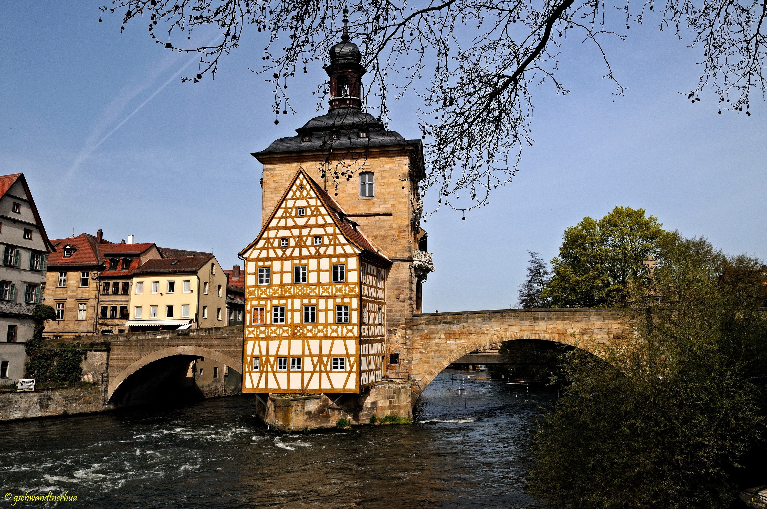 Altes Rathaus in Bamberg, Germany HD Wallpaper
