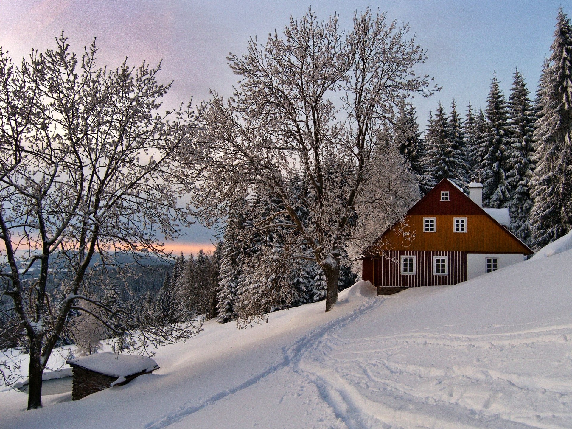 Snowy house in Trutnov, Czech Republic HD Wallpaper