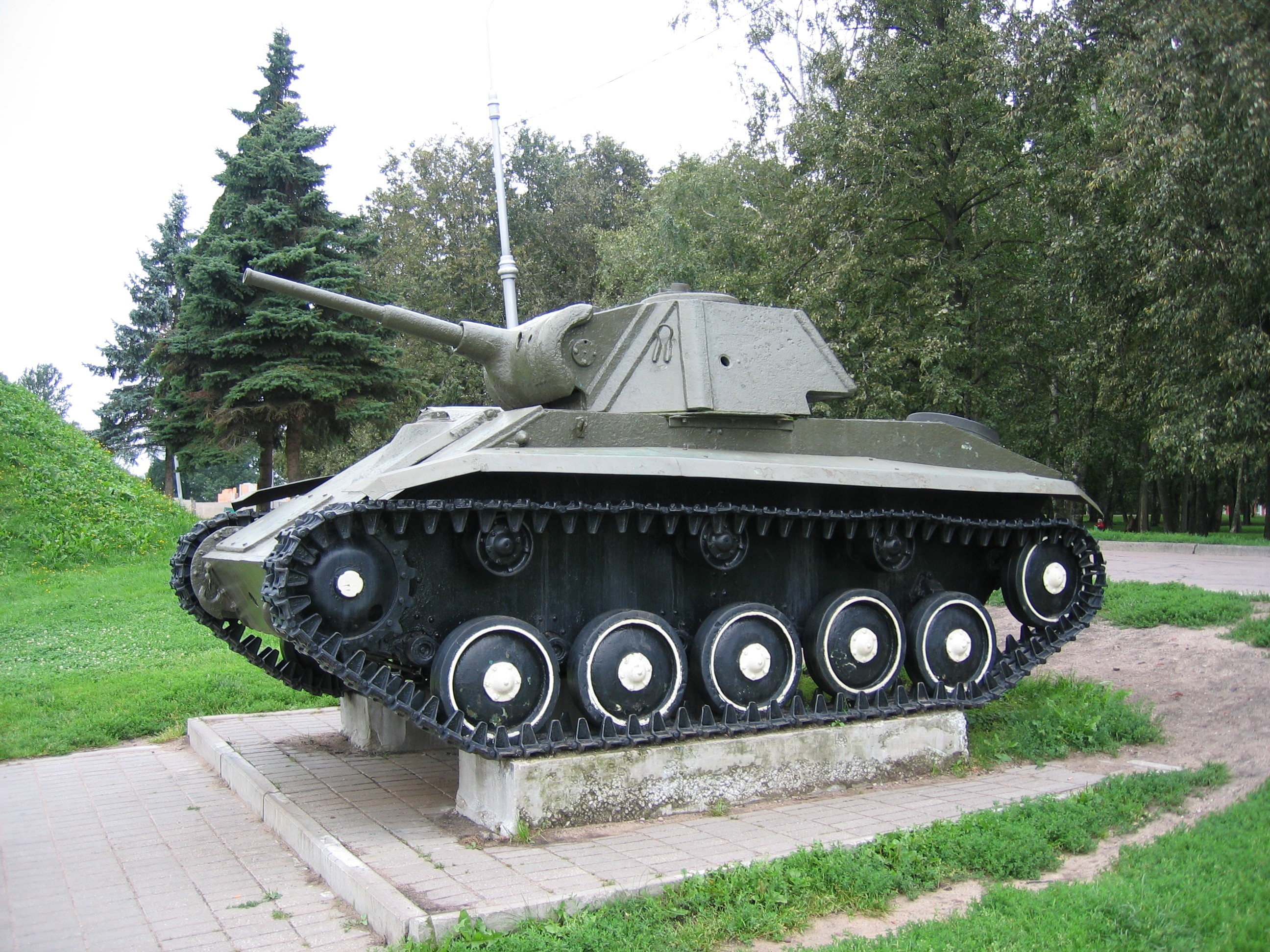 Soviet light tank monument in a park HD Wallpaper