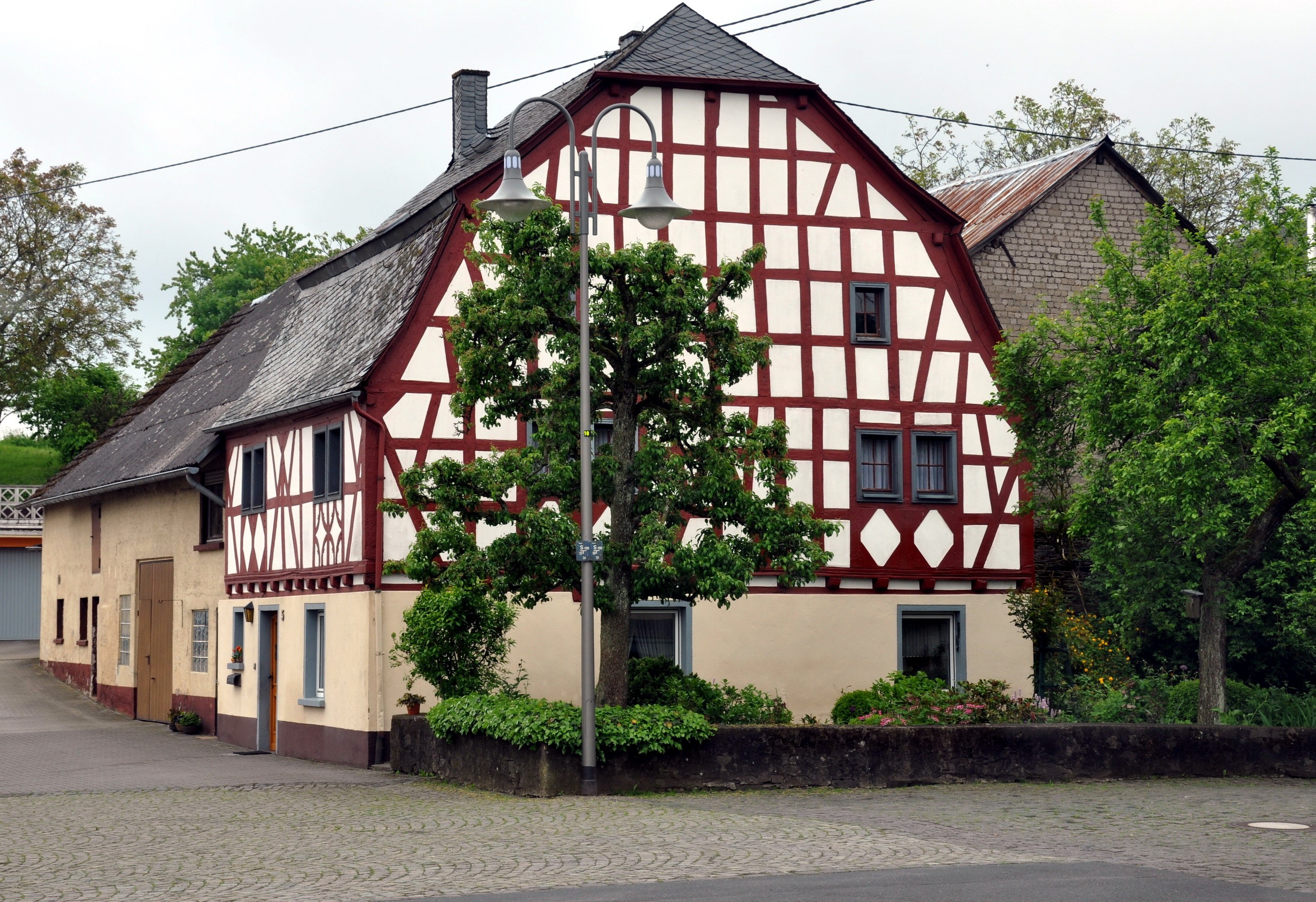 Half-timbered house in Germany HD Wallpaper
