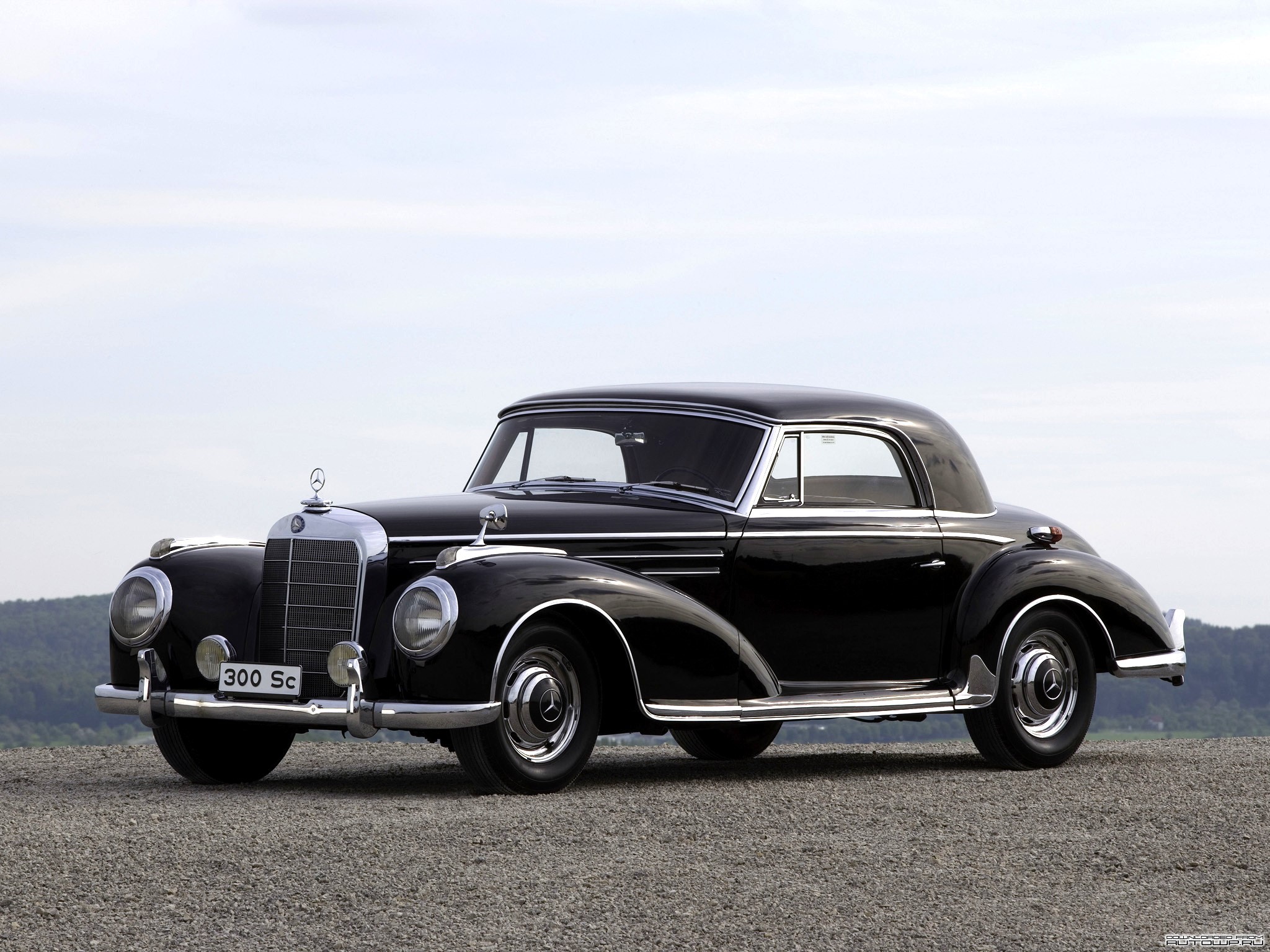Black Mercedes-Benz 300 Sc Coupe HD Wallpaper