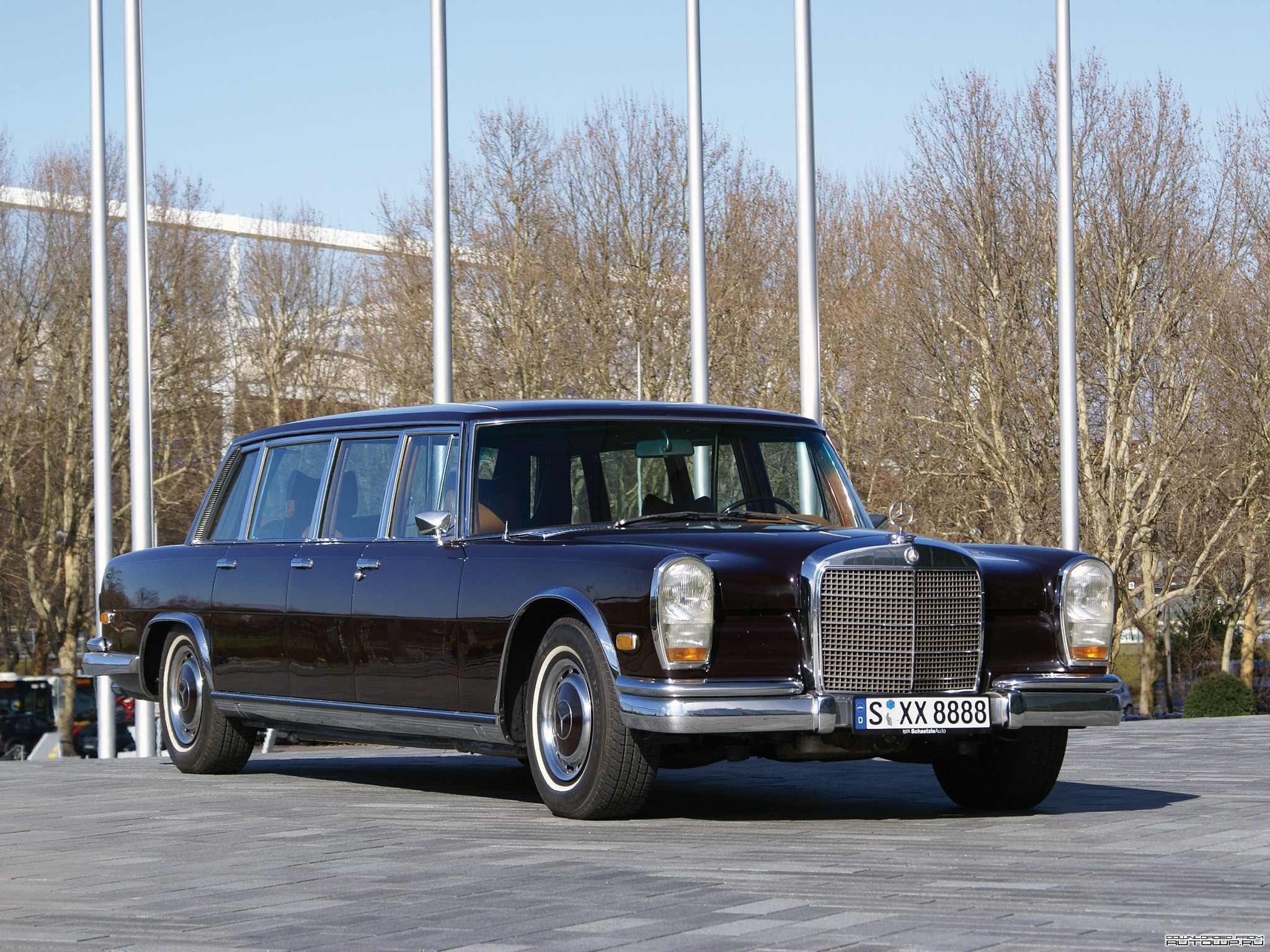Mercedes-Benz 600 Pullman Landaulet HD Wallpaper