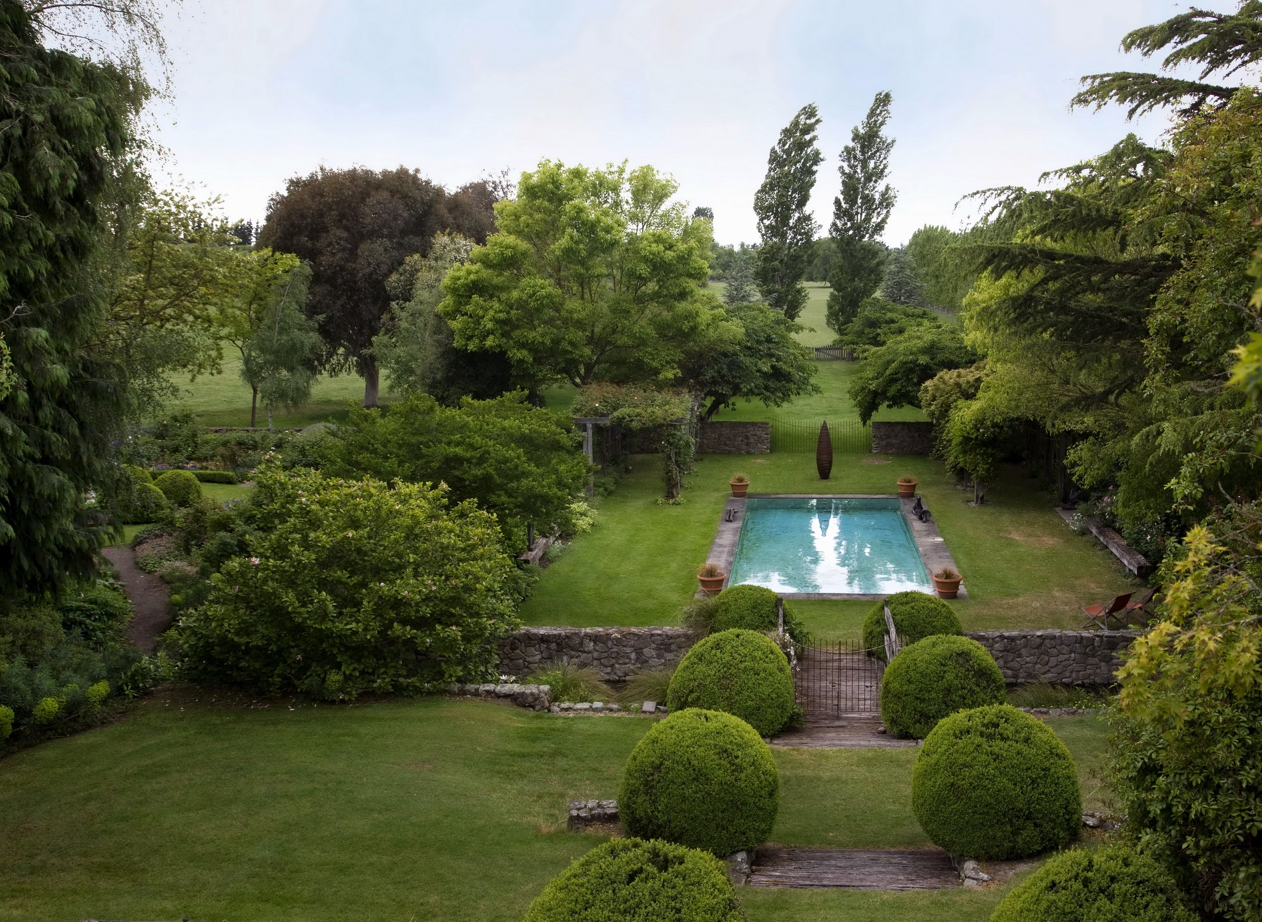 Garden with swimming pool in North Canterbury, New Zealand HD Wallpaper