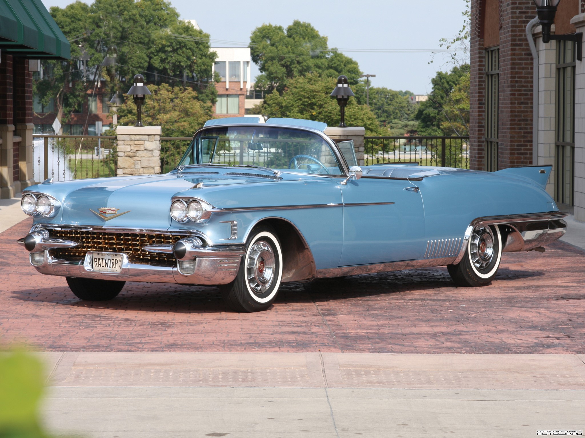 1958 Cadillac Eldorado "The Raindrop" Convertible HD Wallpaper
