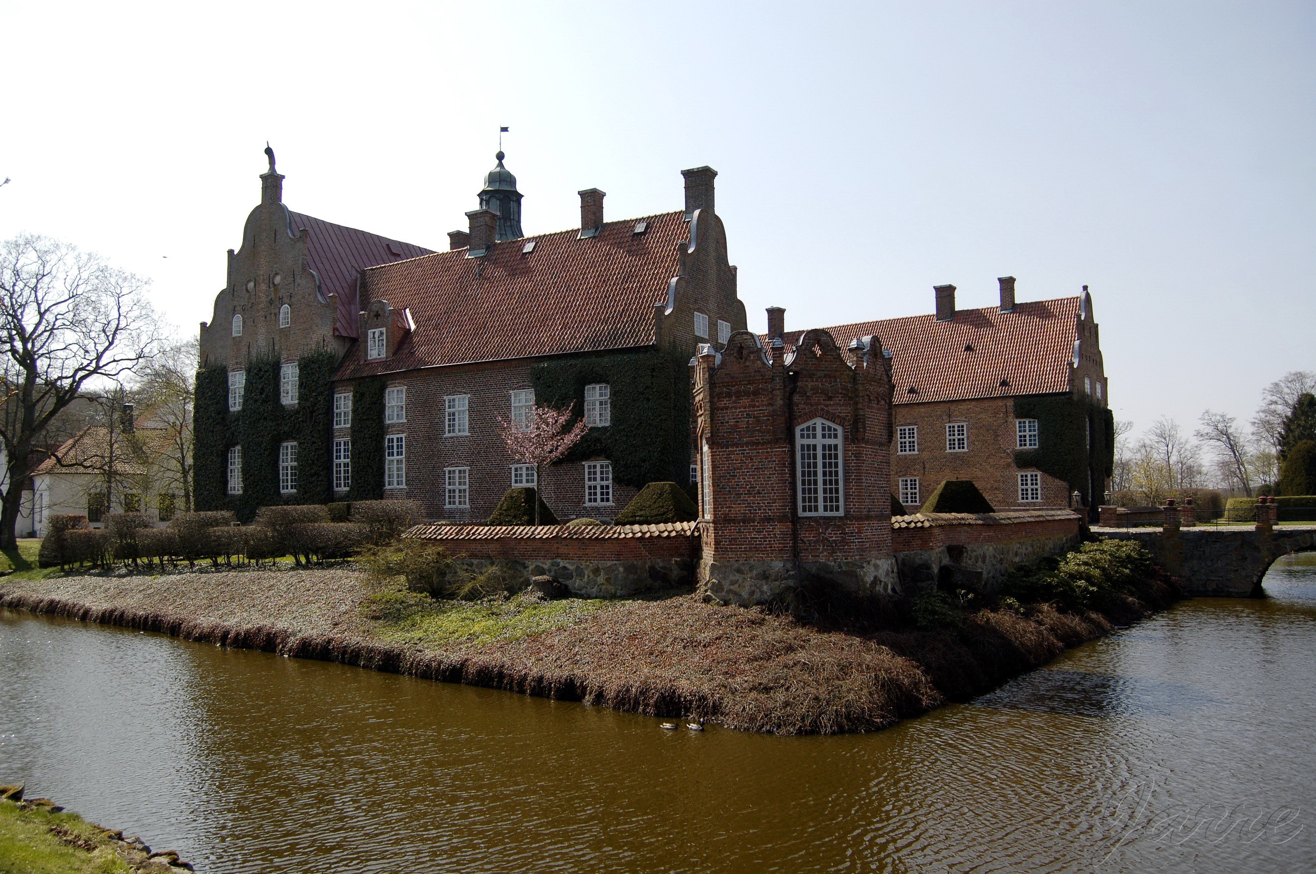 Trolle Ljungby Castle, Sweden HD Wallpaper