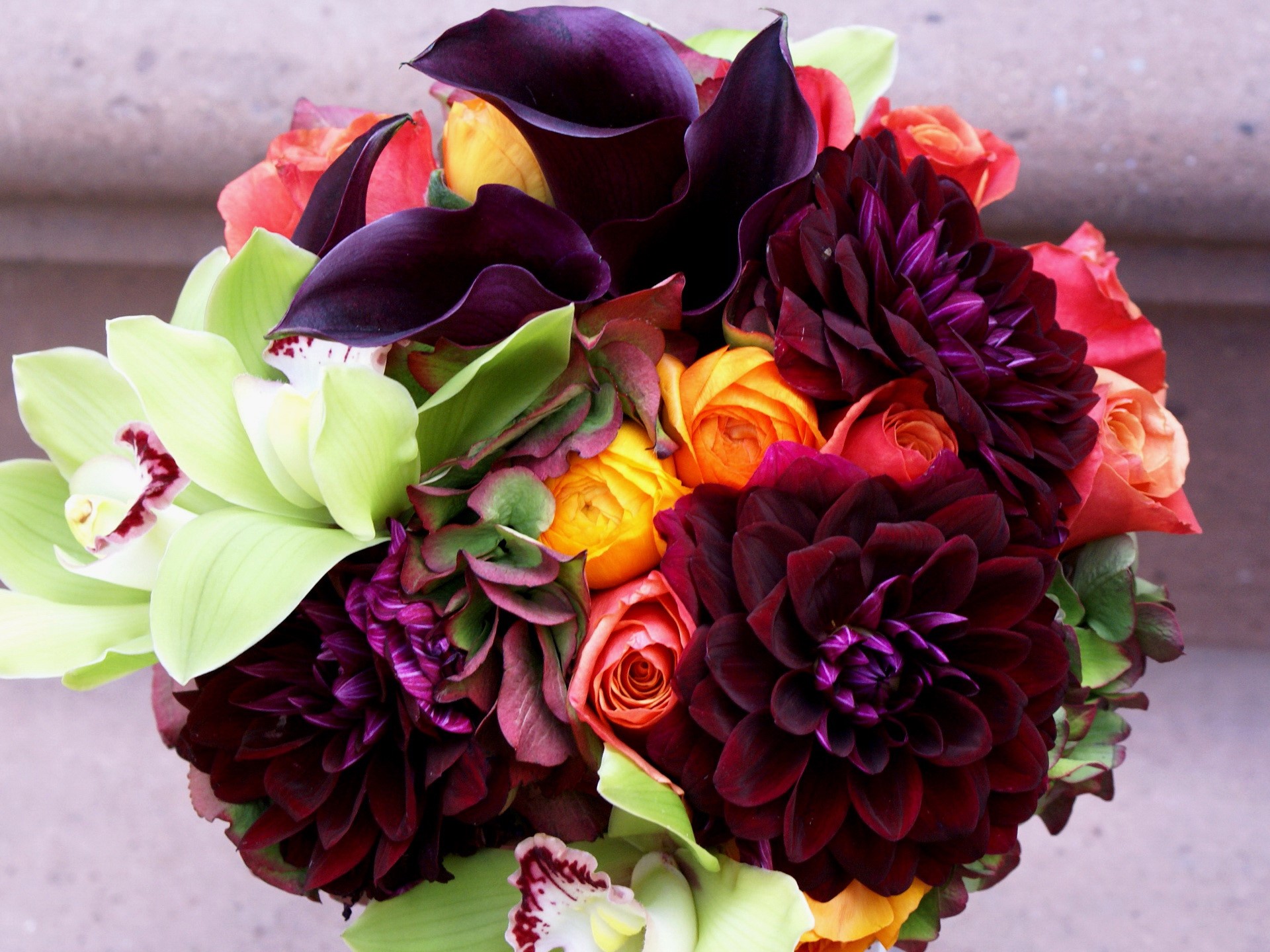 A colorful bouquet of flowers HD Wallpaper