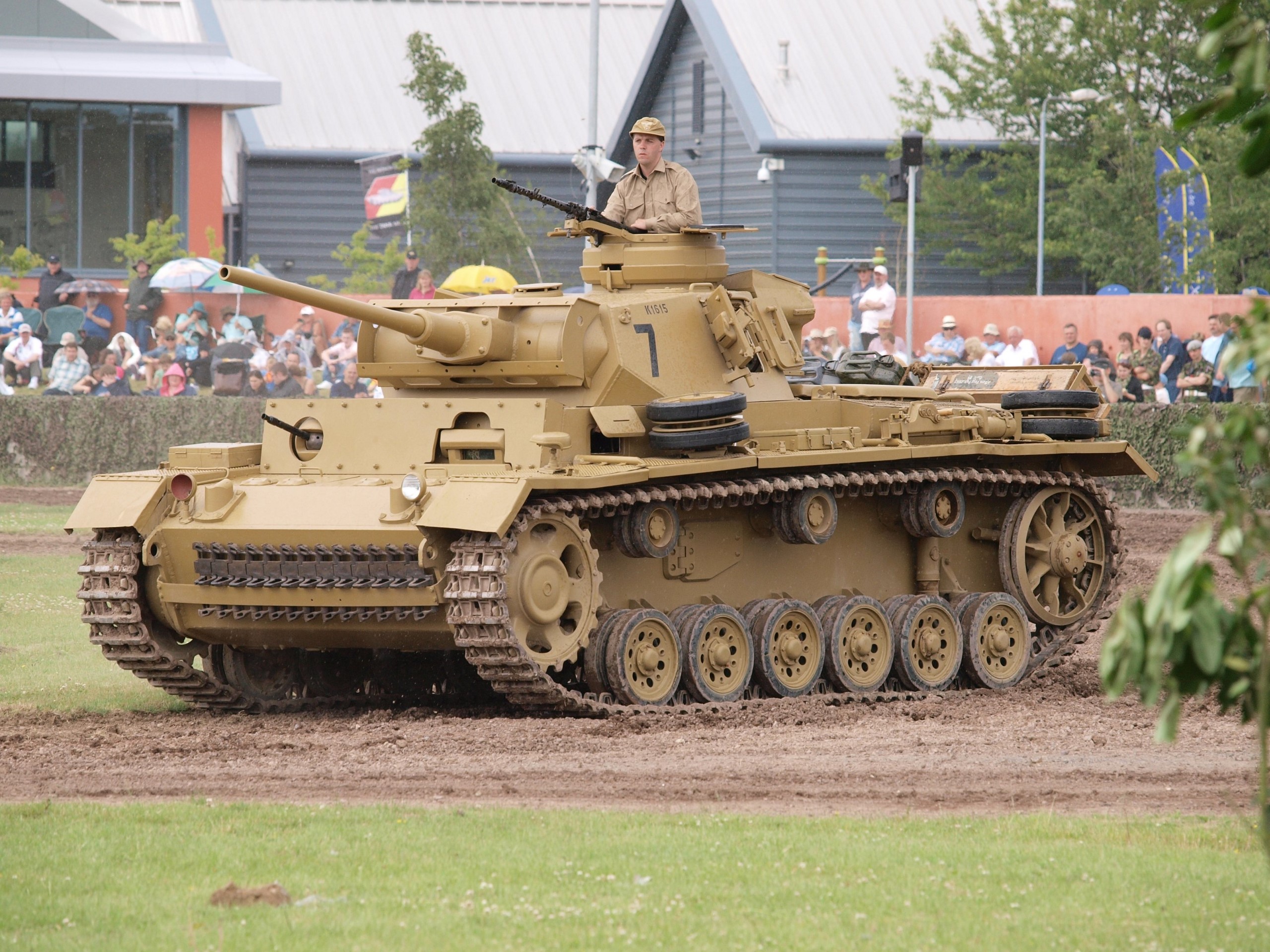 German Panzer III tank with crew HD Wallpaper