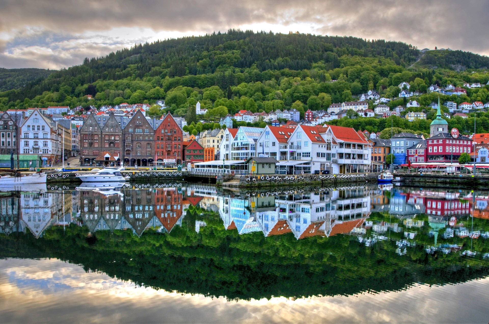 Bryggen Hanseatic Wharf in Bergen, Norway HD Wallpaper