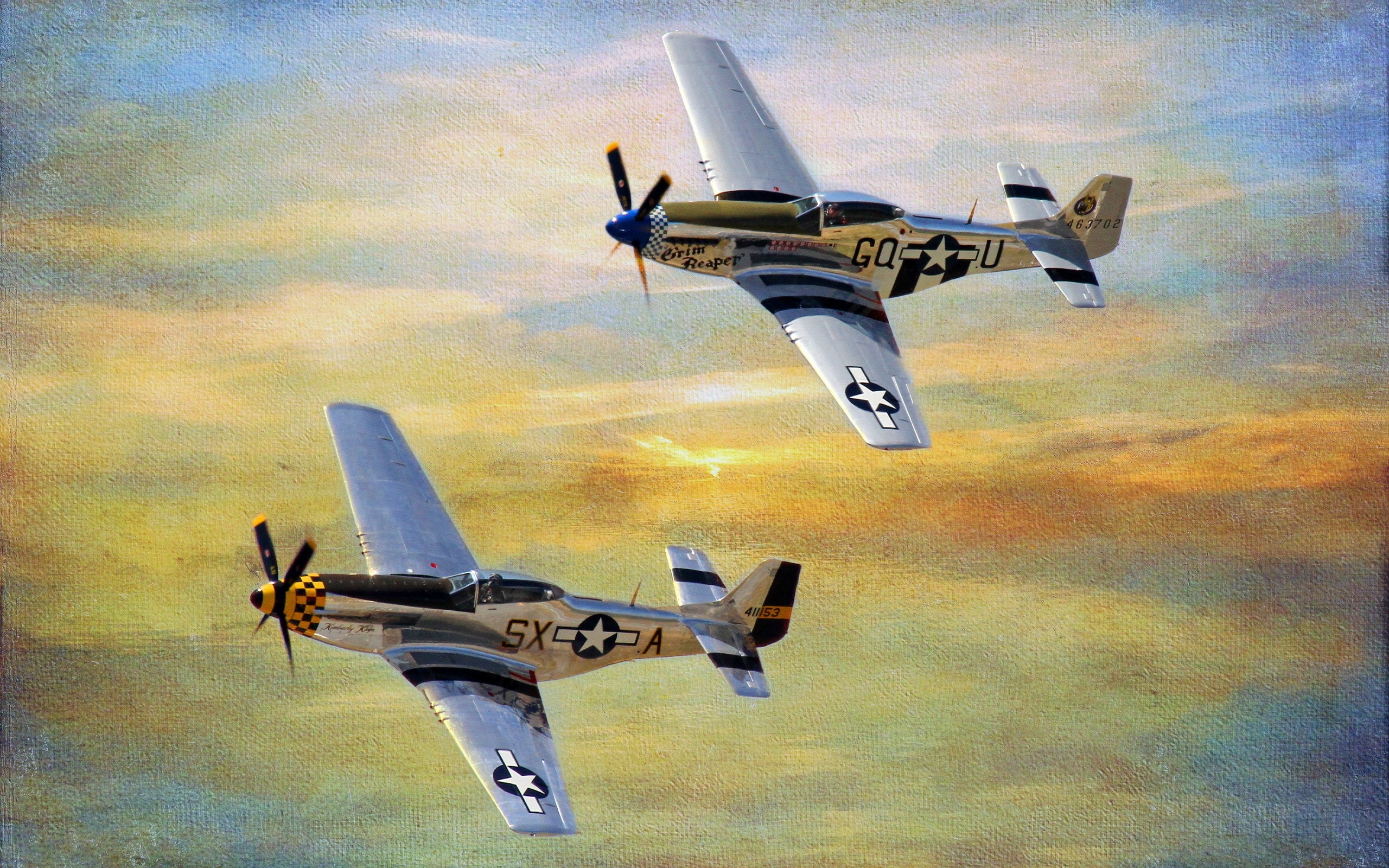 Two P-51 Mustang airplanes flying in the sky HD Wallpaper