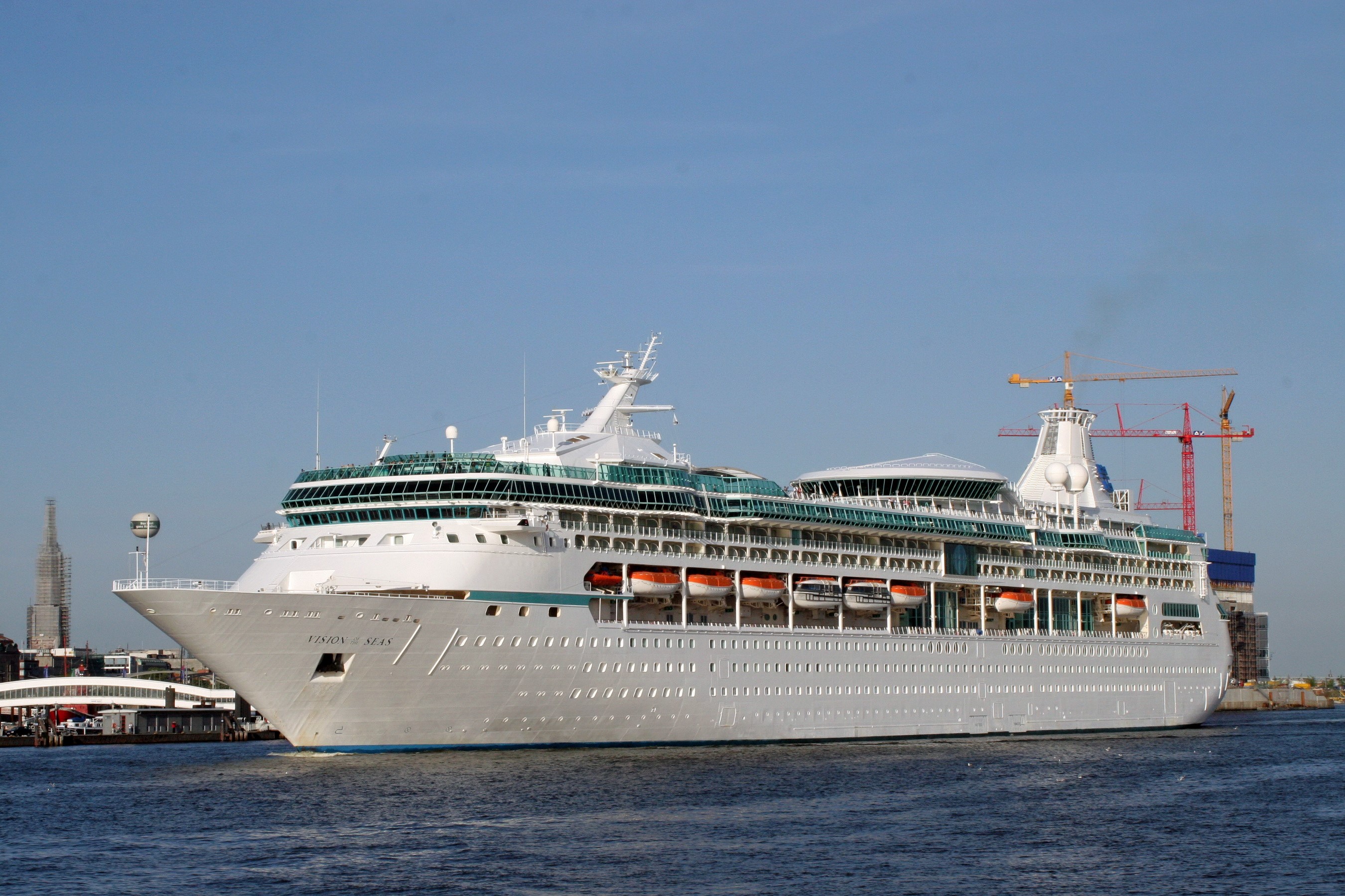 Vision of the Seas cruise liner on the water HD Wallpaper