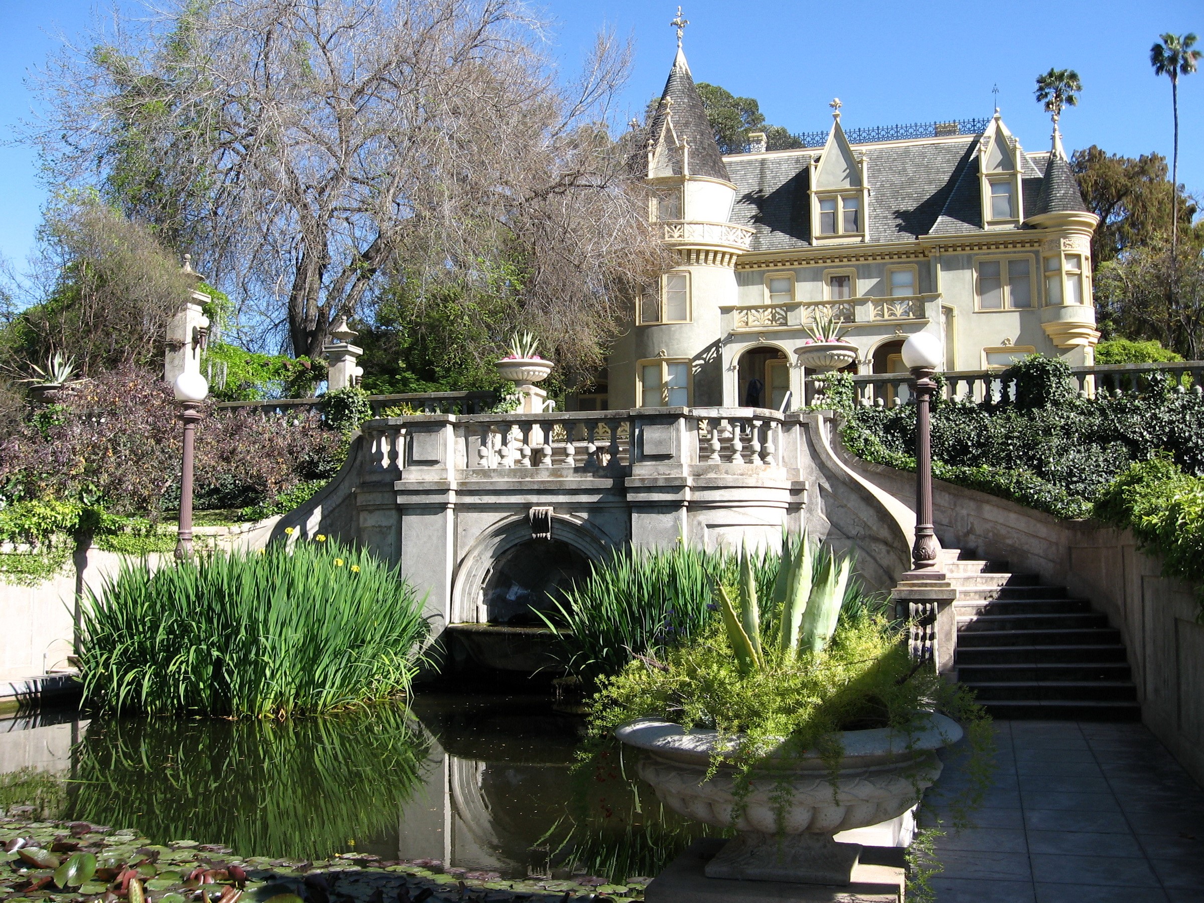 Kimberly Crest House and Gardens in California HD Wallpaper