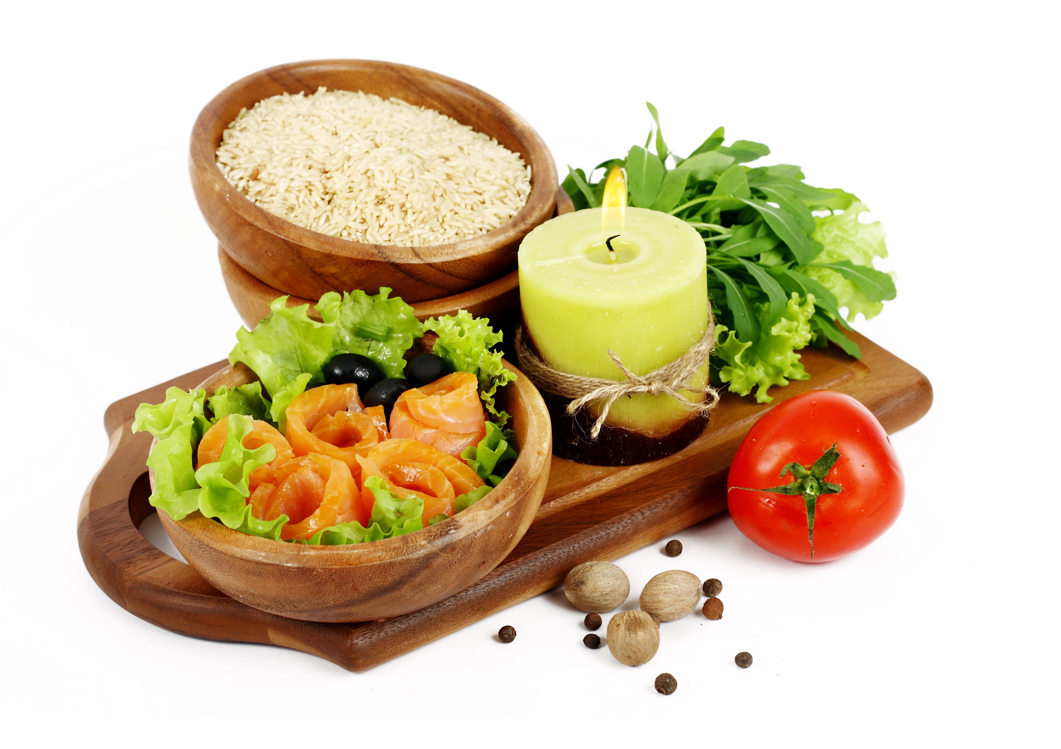 Salmon salad with rice, candle, tomato, and spices HD Wallpaper