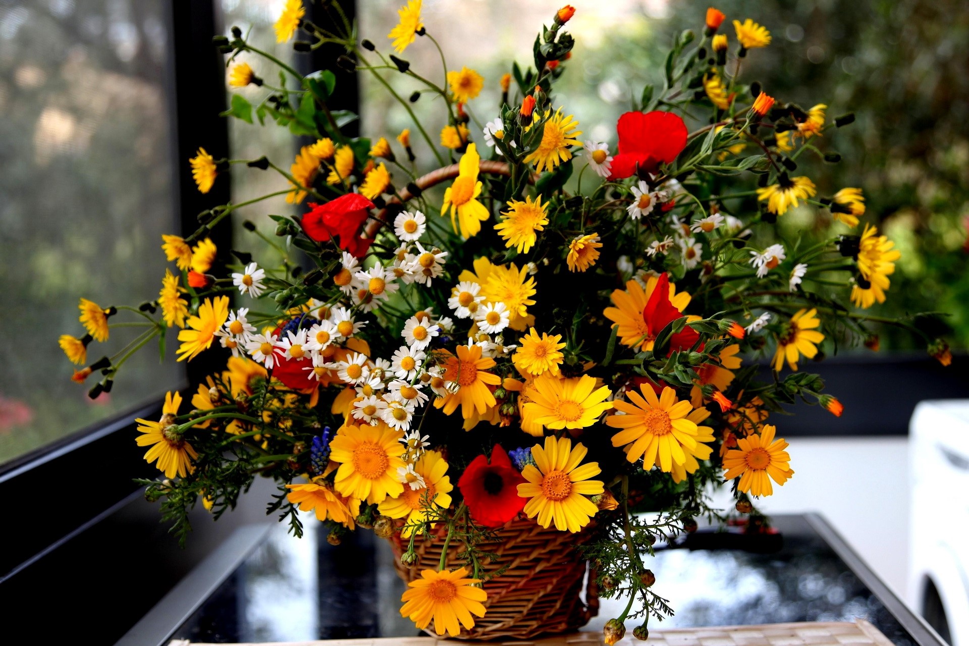 Basket of Wildflowers HD Wallpaper