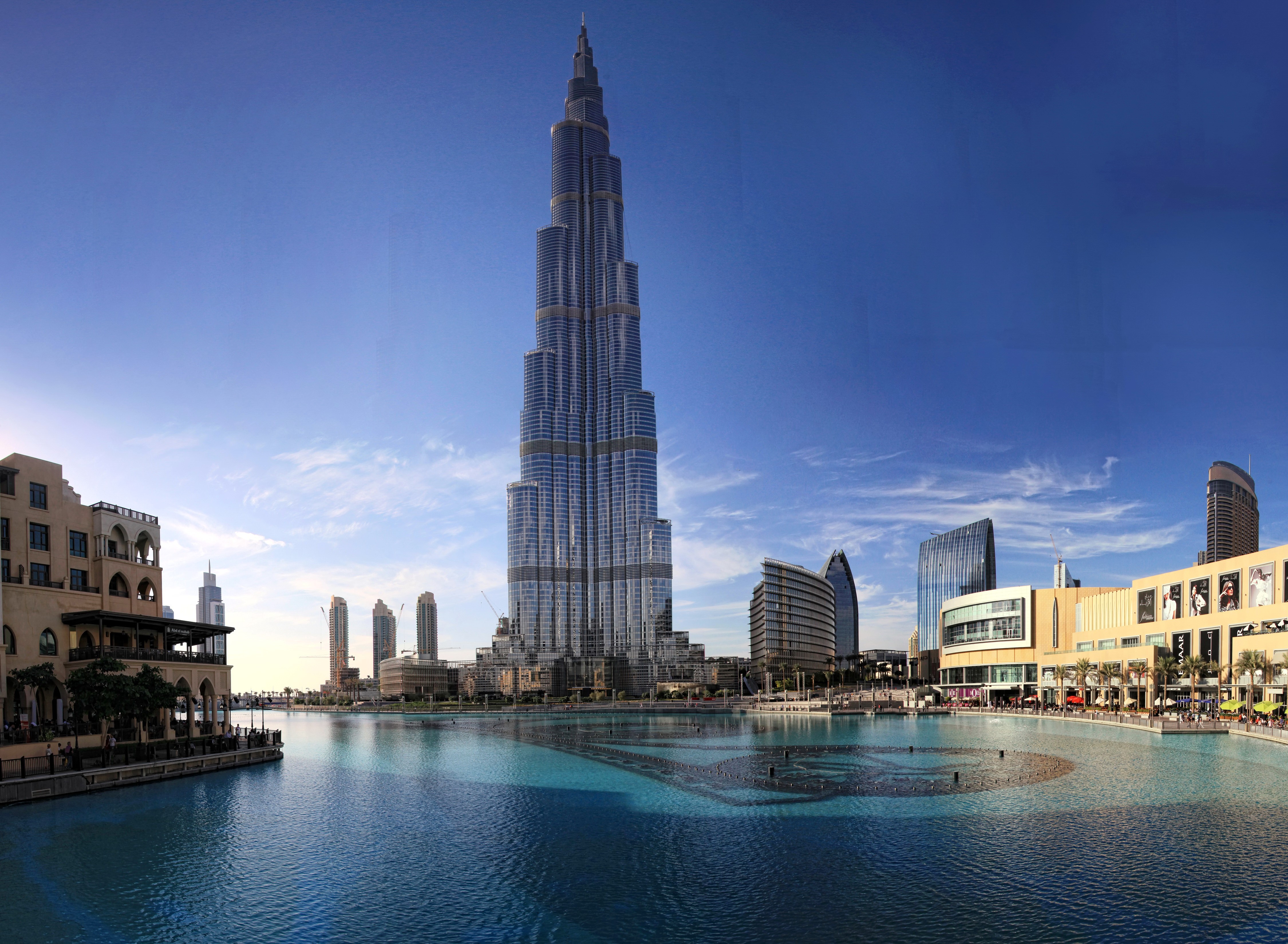 Burj Khalifa and Dubai Fountain HD Wallpaper