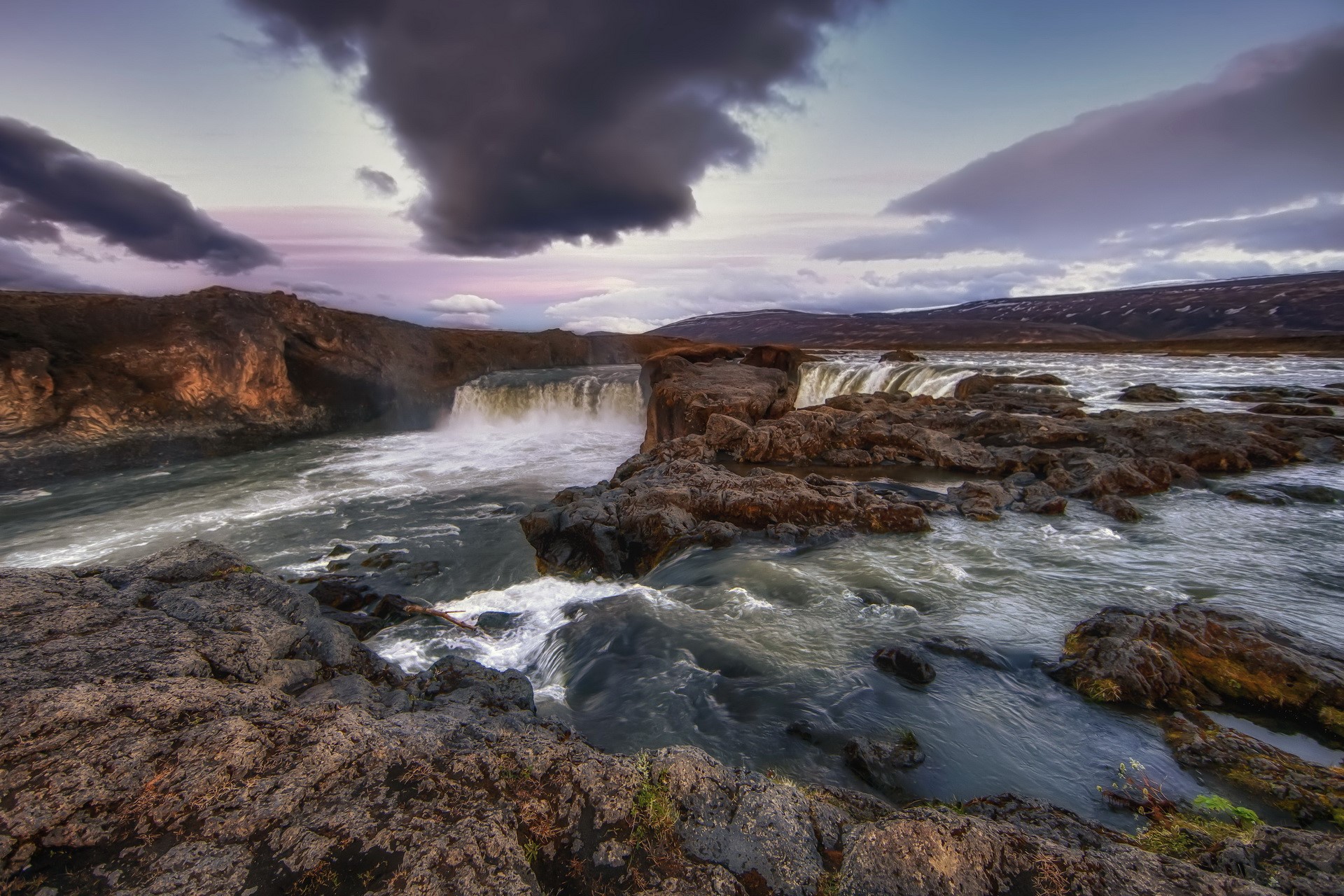 Goðafoss Waterfall in Iceland HD Wallpaper