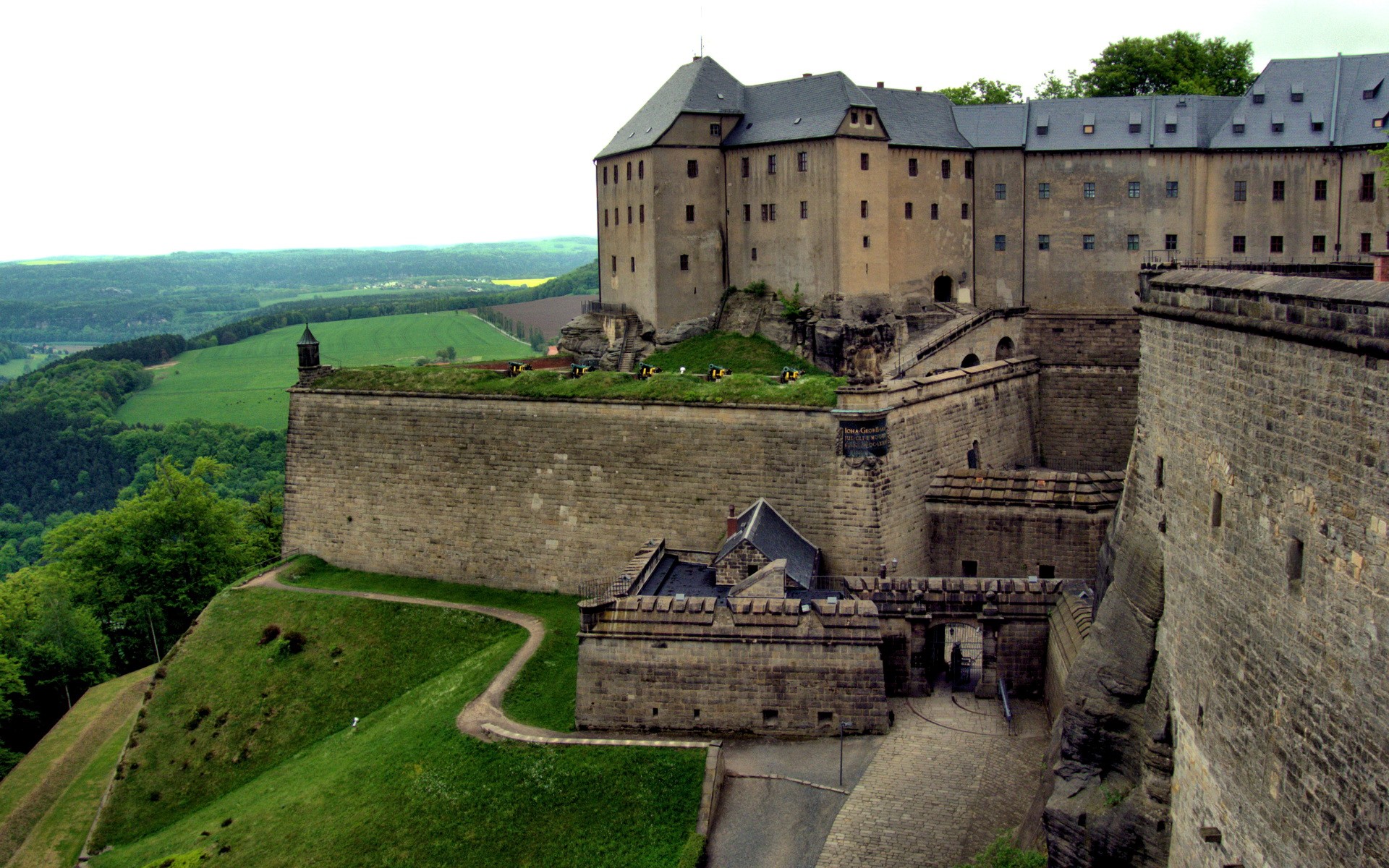 Königstein Fortress in Saxon Switzerland, Germany HD Wallpaper