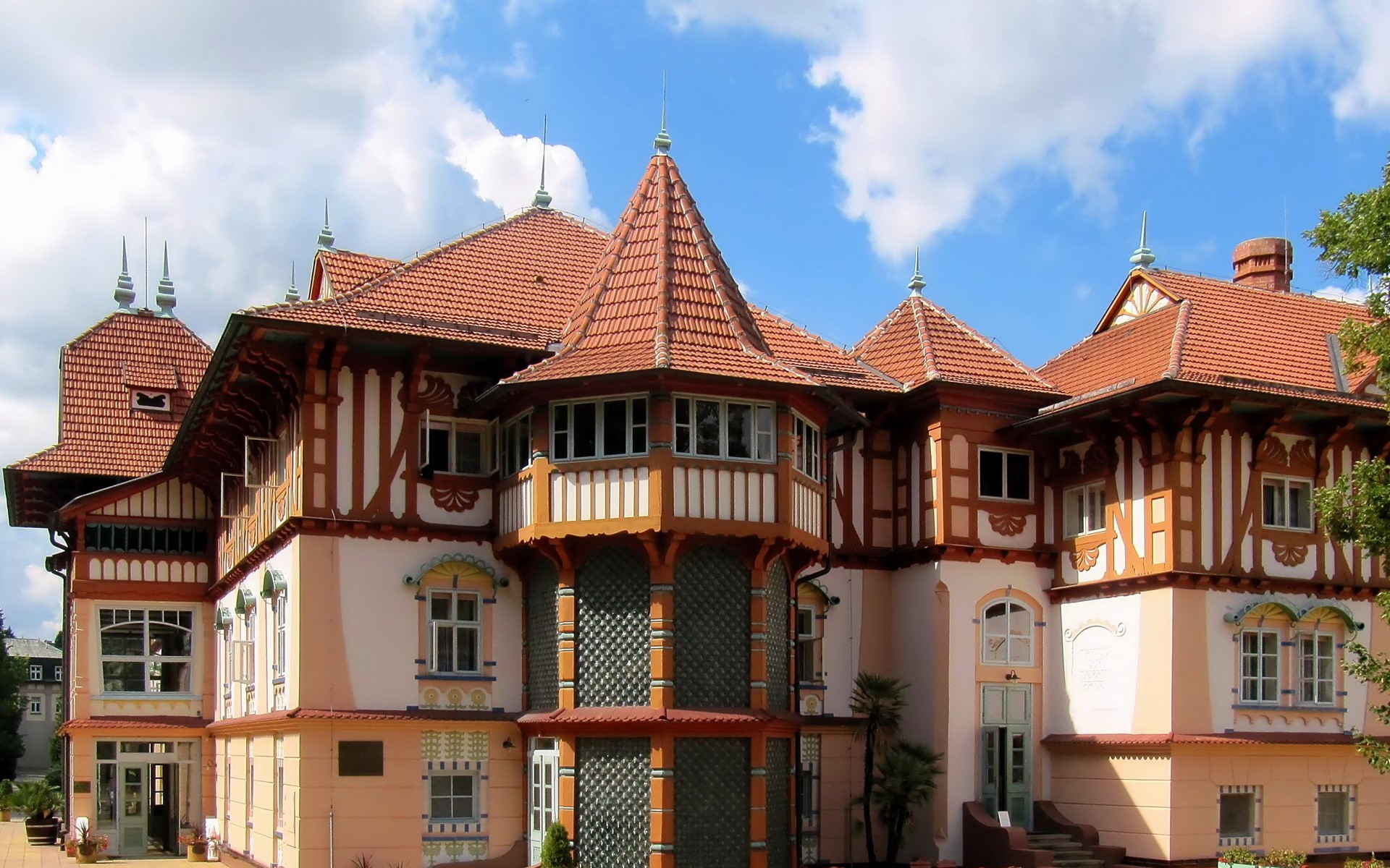Art Nouveau Villa in Czech Republic HD Wallpaper