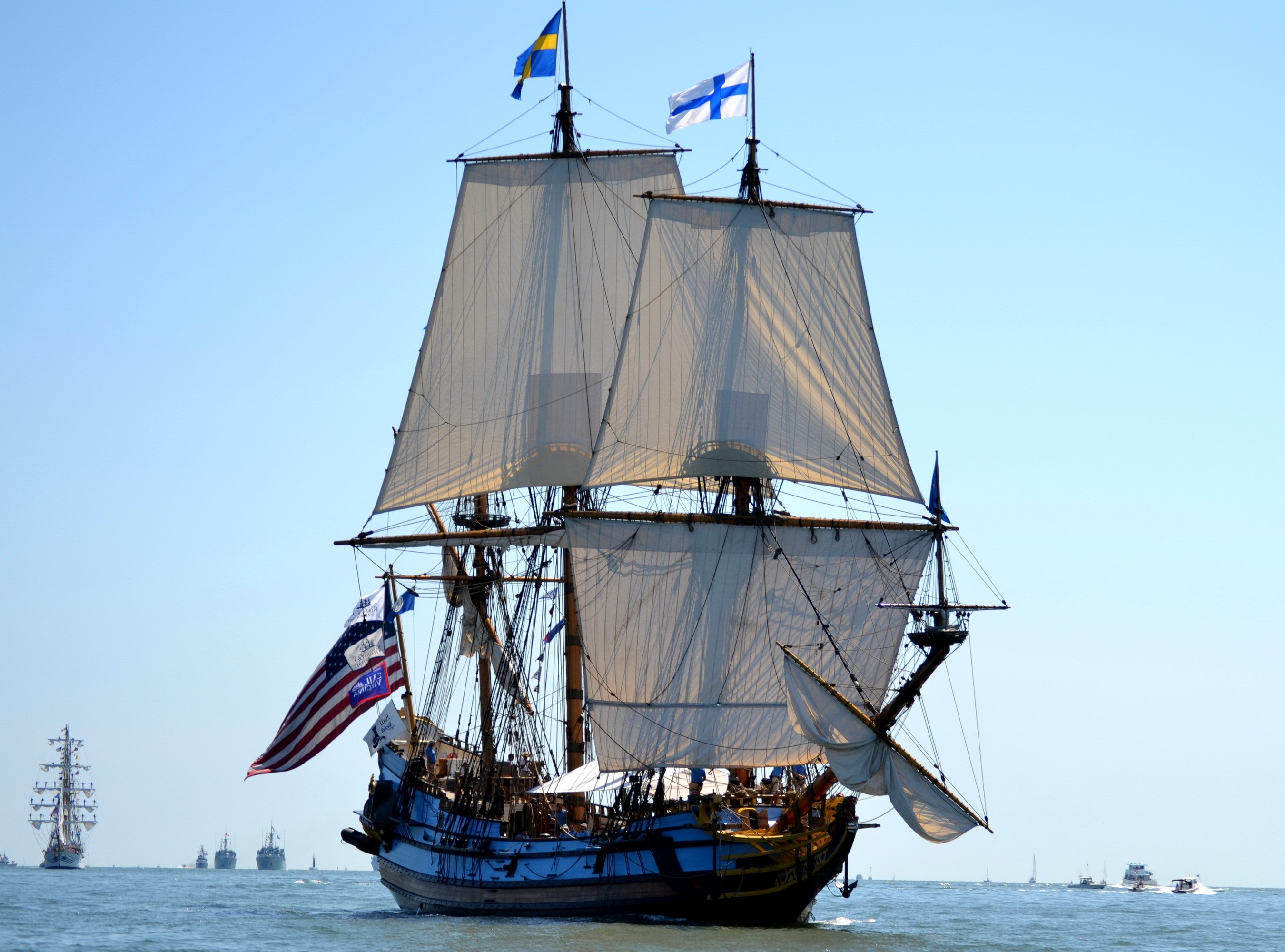 Tall ships sailing on the ocean HD Wallpaper