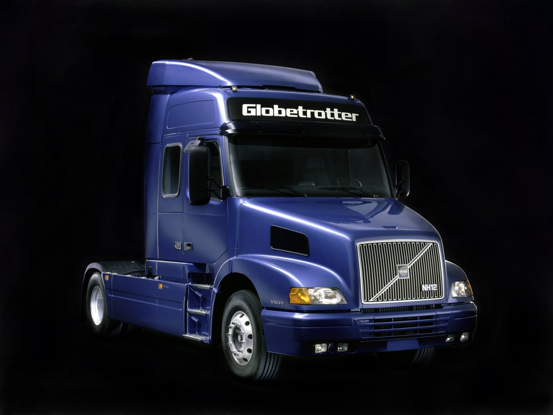 Blue Volvo Globetrotter NH12 Truck HD Wallpaper