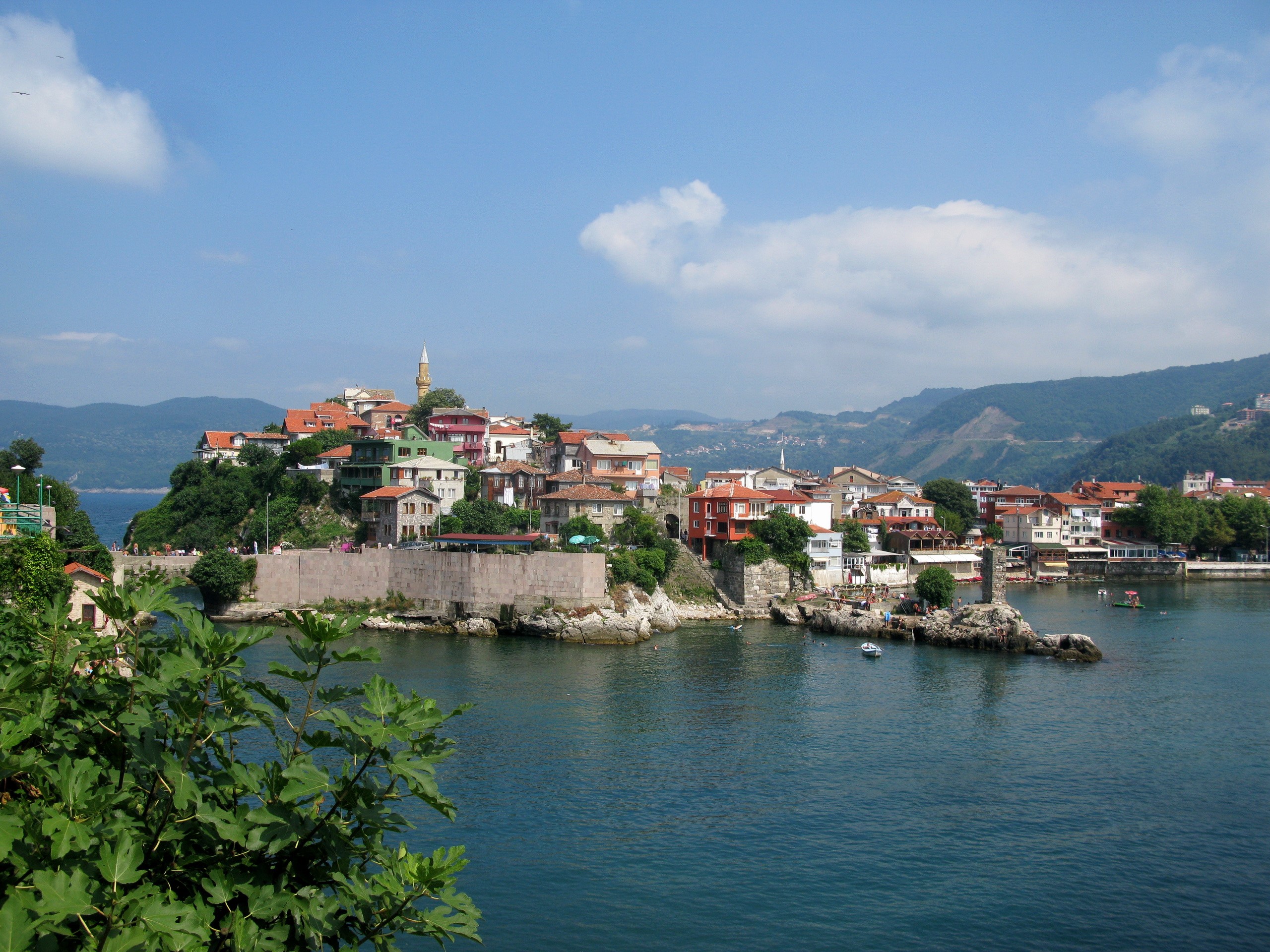 Amasra, Turkey coastal town with colorful buildings and a harbor HD Wallpaper