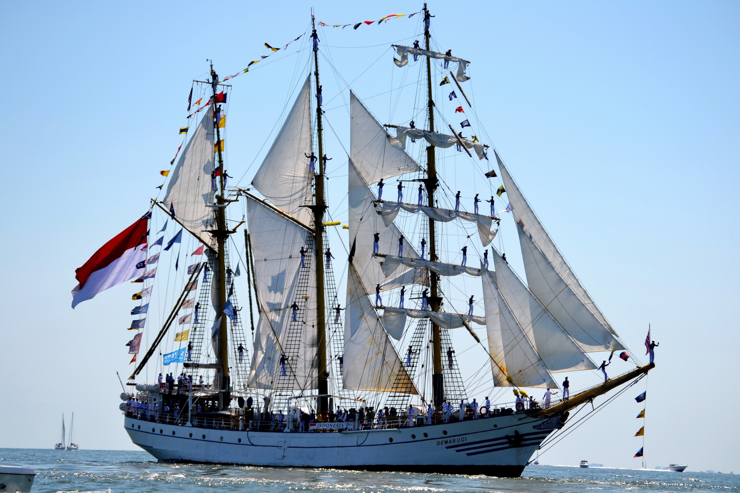 KRI Dewaruci tall ship with Indonesian flag HD Wallpaper