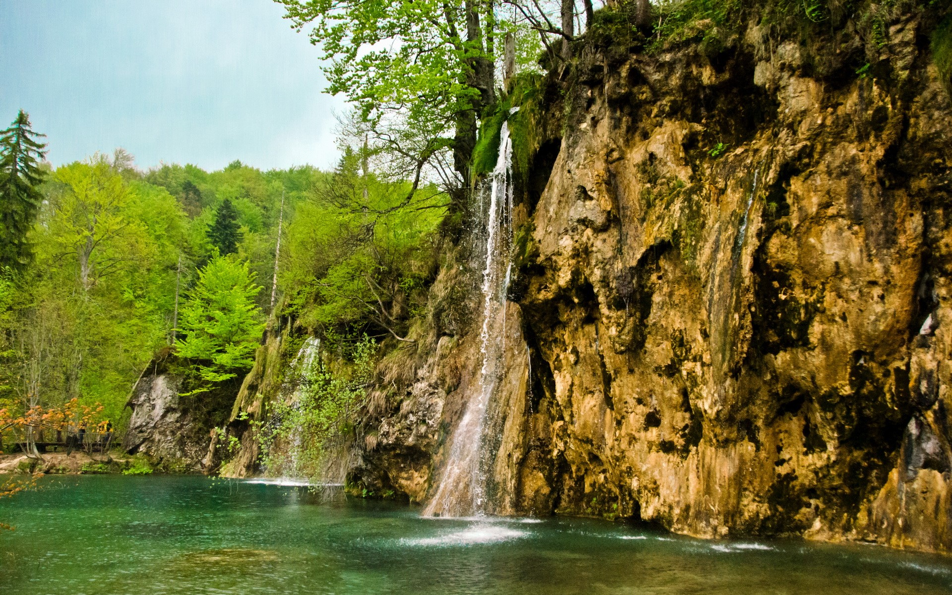 Waterfalls and a lake in a forest in Croatia HD Wallpaper